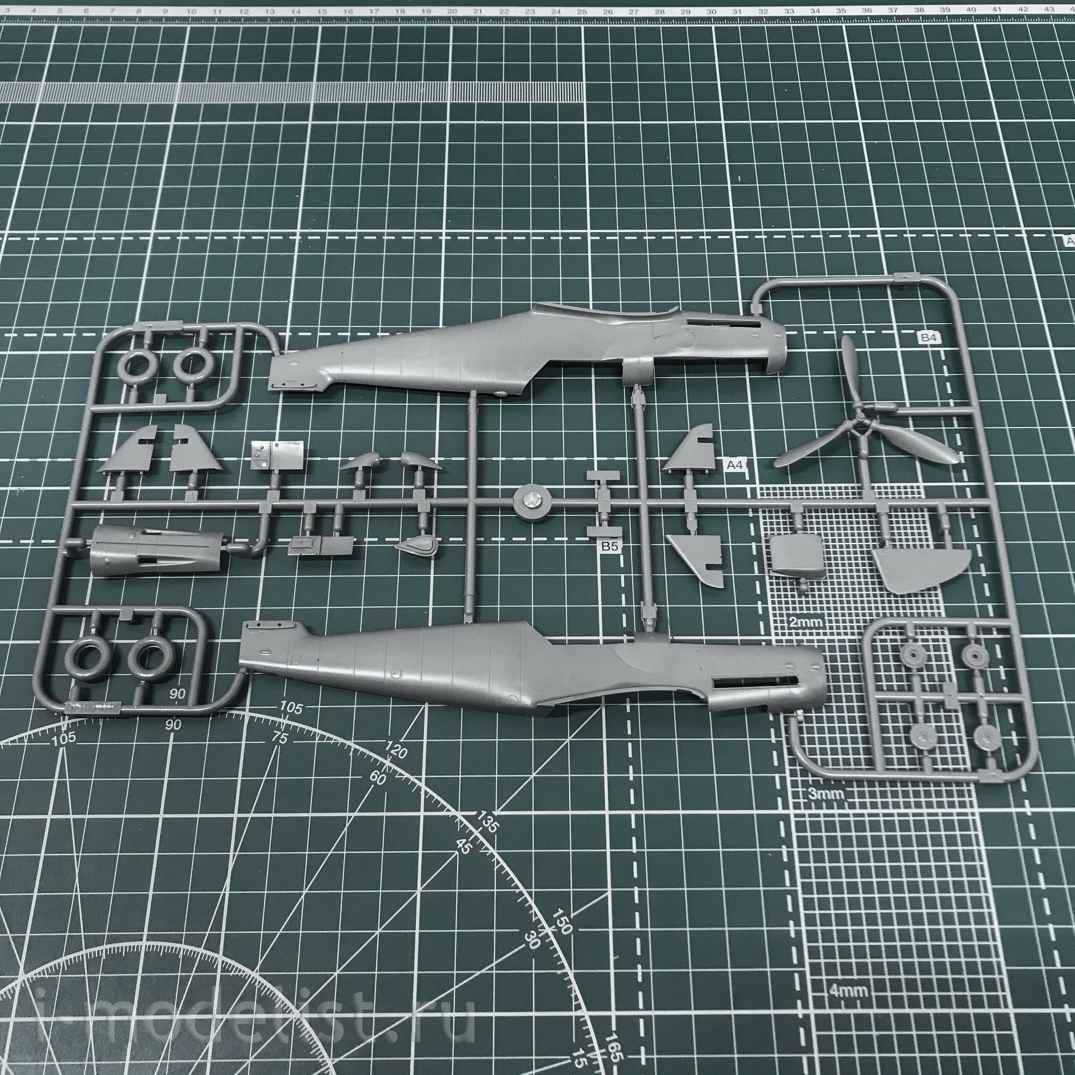 82161 Edward 1/48 Bf 109G-10 WNF/ Diana