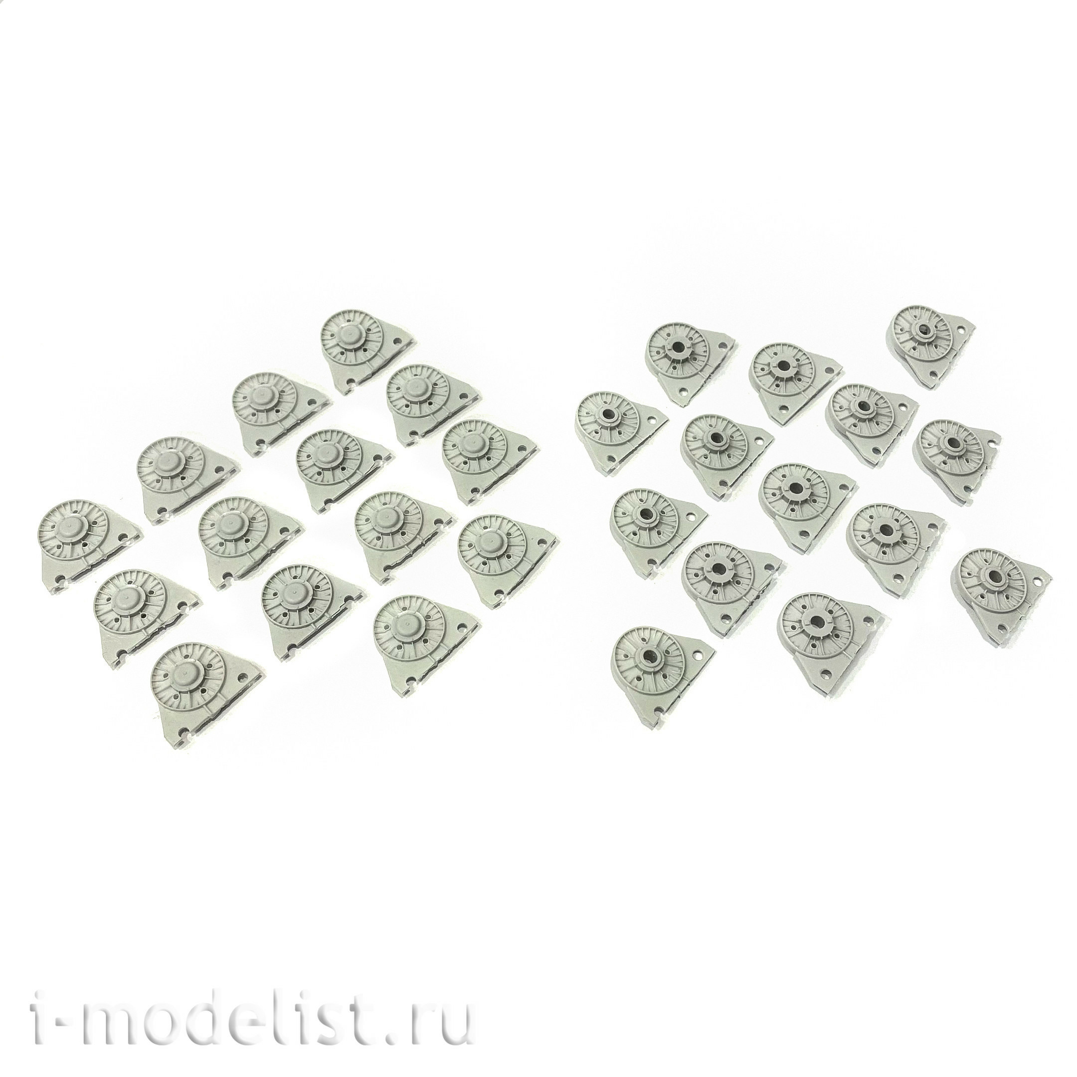 RS35008 E. V. M. 1/35 Support rollers for IS-2, late