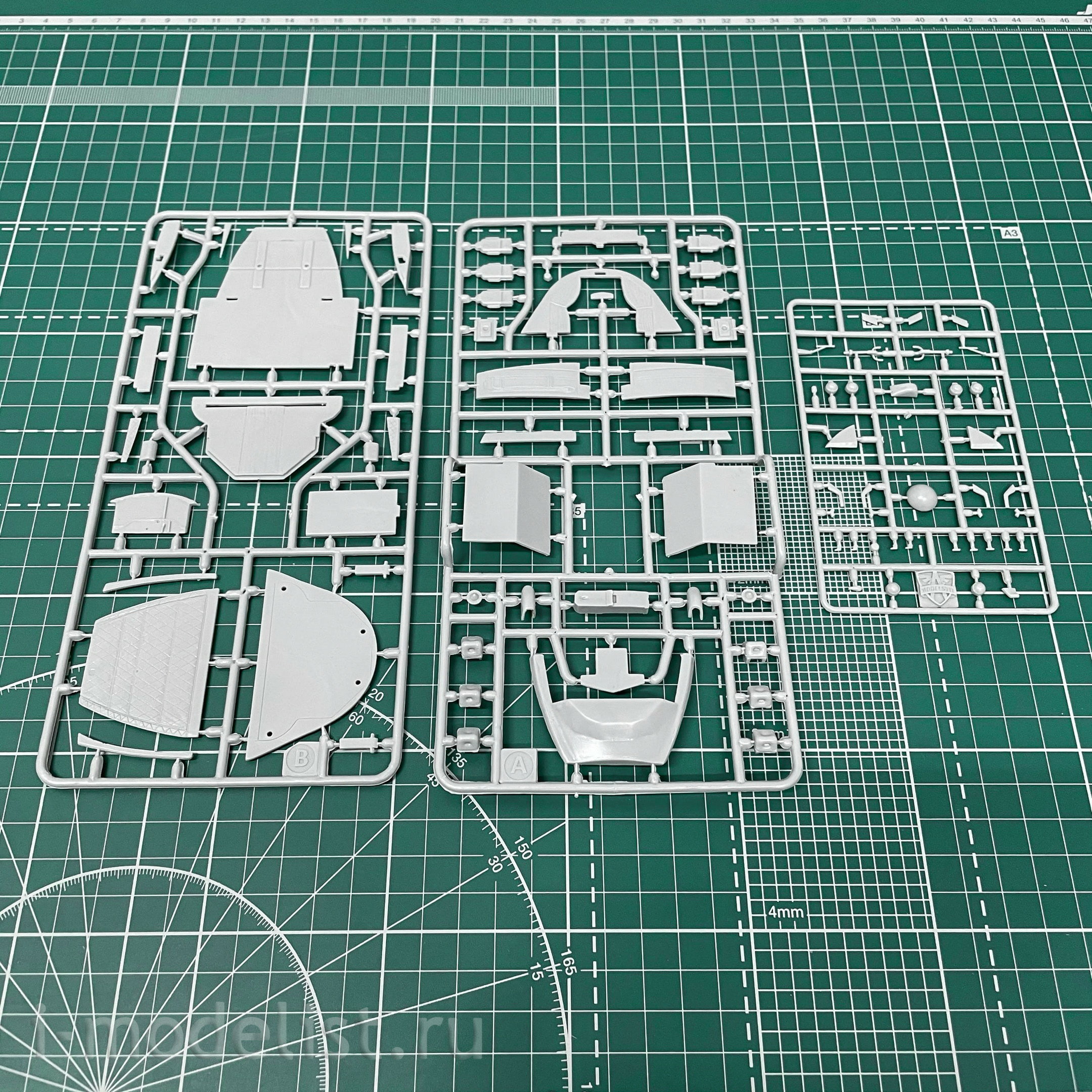 7206 Modelsvit 1/72 Antonov An-225 Mriya Aircraft