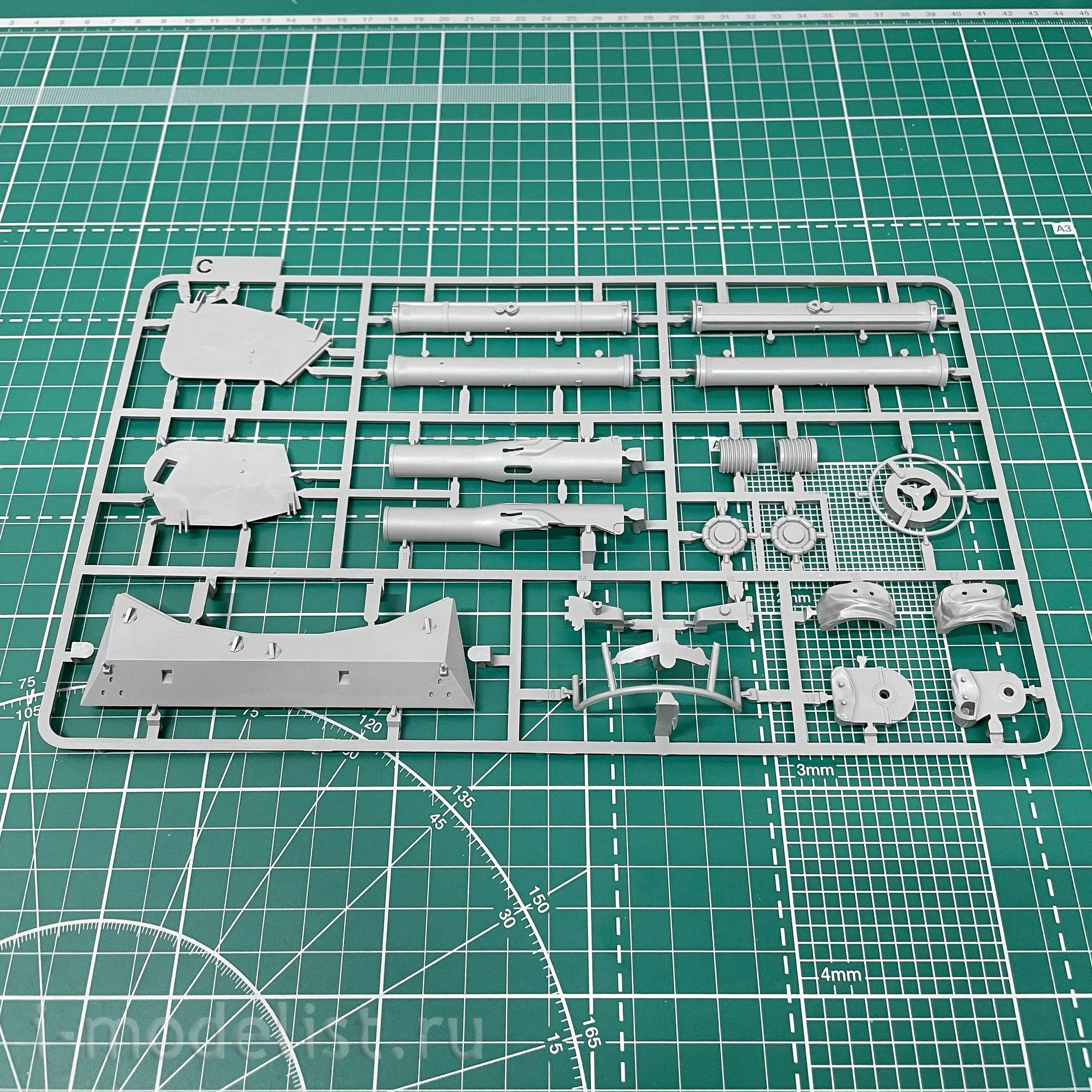 1011 Takom 1/16 Wiesel A1 Tow Combat Vehicle