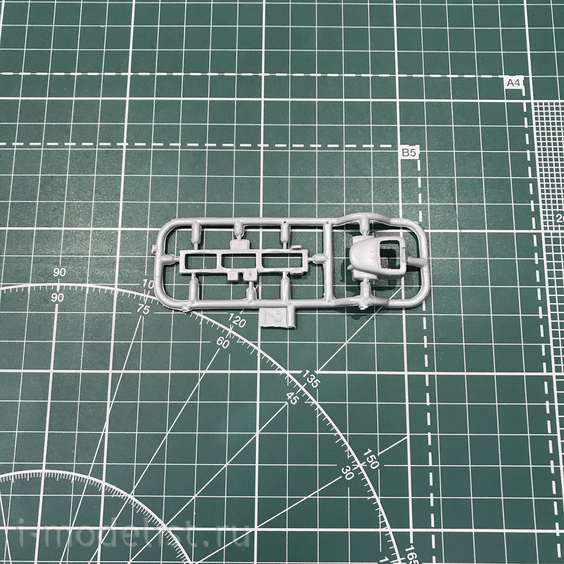 14601 Orient Express 1/144 Set of airfield equipment № 2