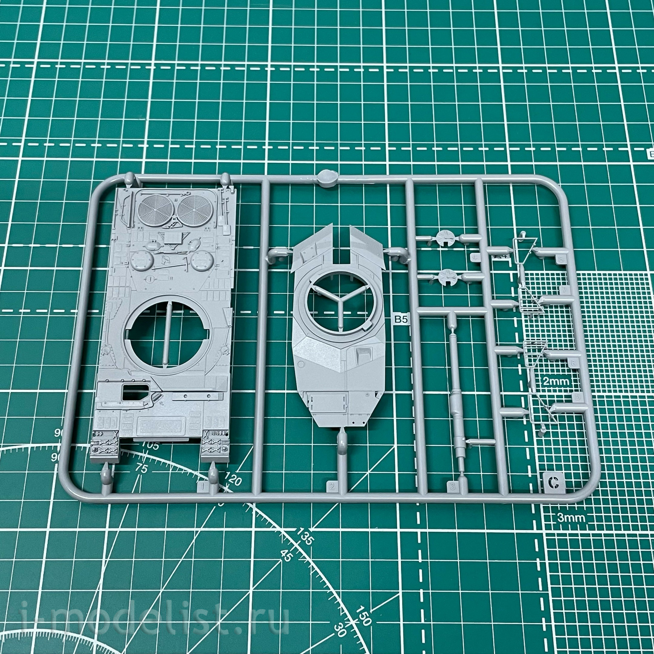 TK7201 Border Model 1/72 Leopard 2A5/A6 Tank