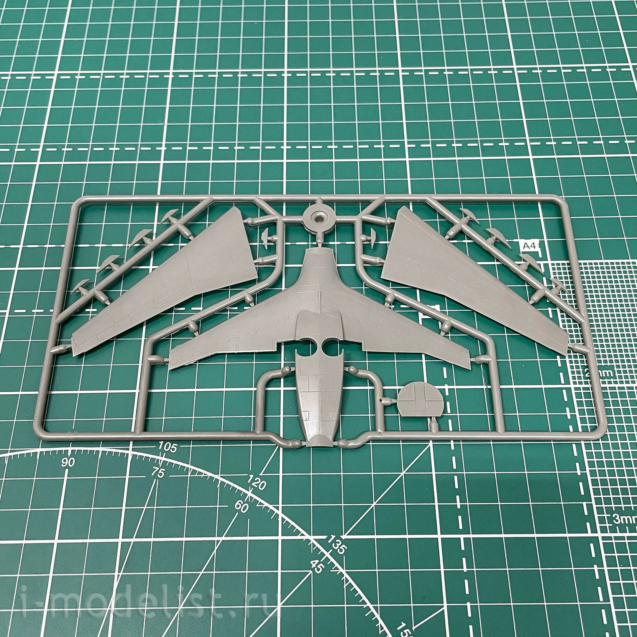 BPK14408 BPK 1/144 Bombardier CRJ-700 American Eagle Aircraft
