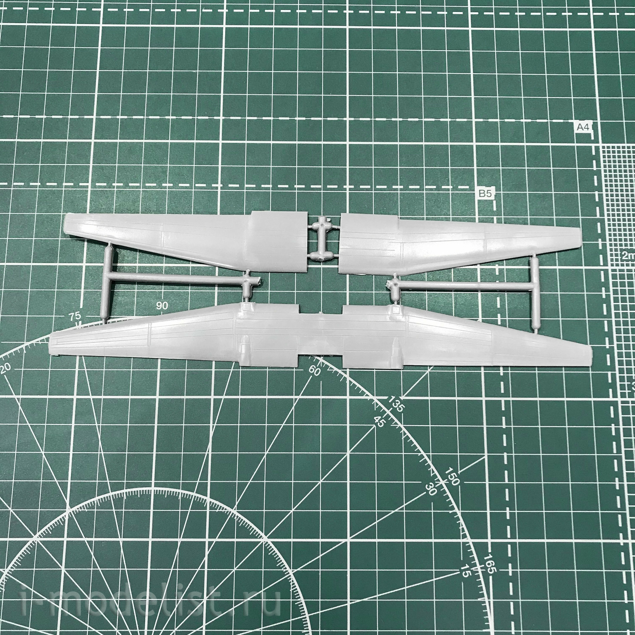 1464-01S Amodel 1/144 An-24B/RV airlines Ukraine/Czech Republic