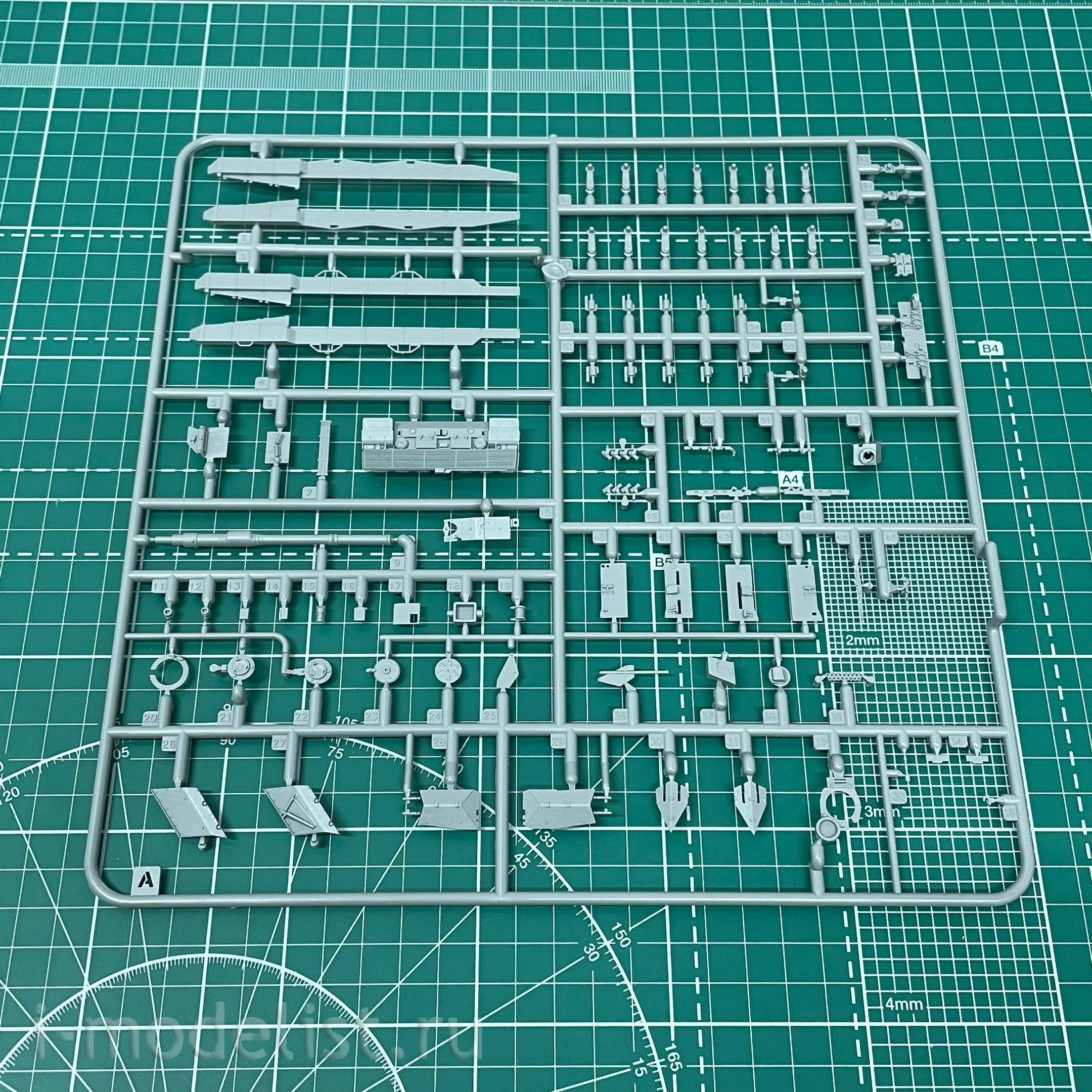 TK7201 Border Model 1/72 Leopard 2A5/A6 Tank