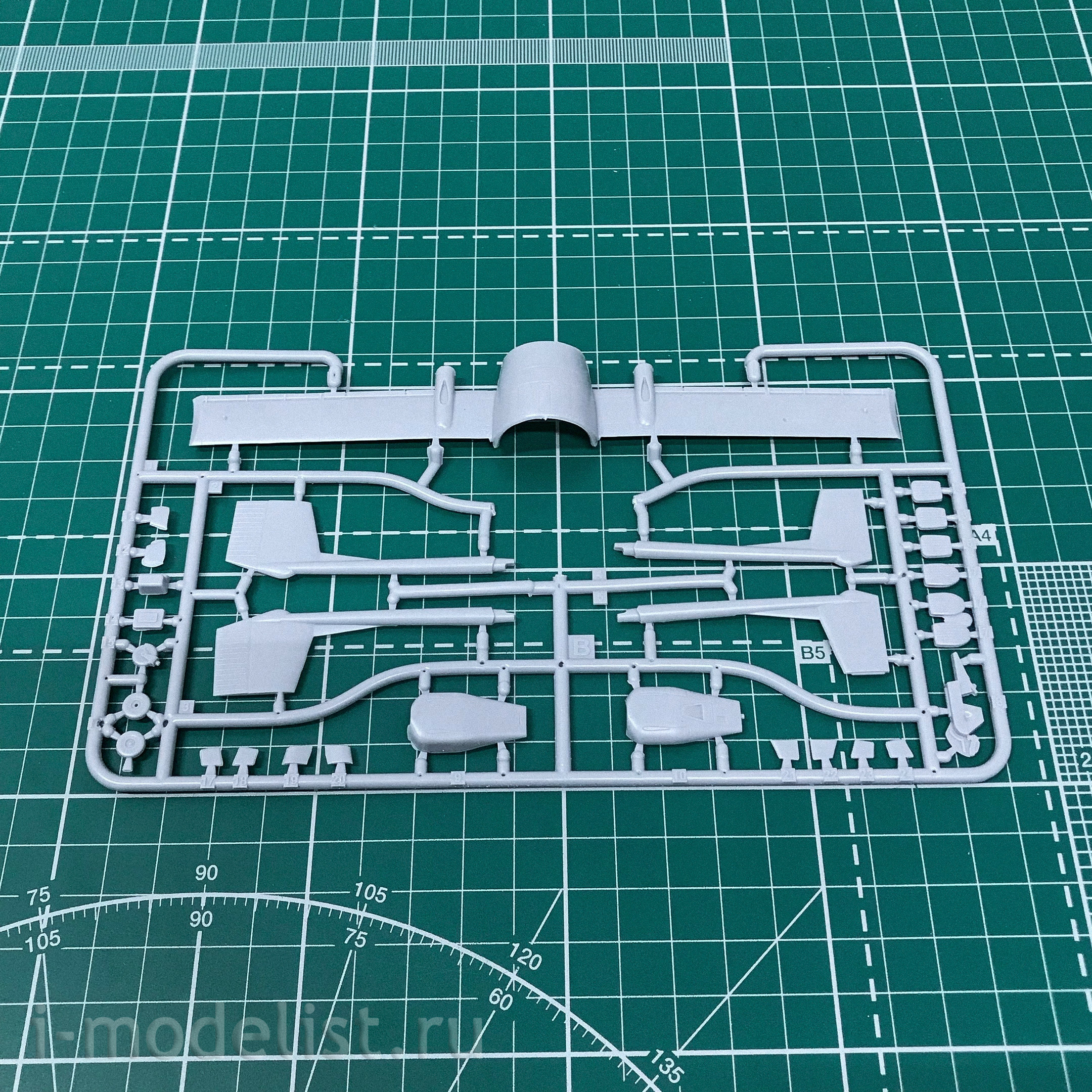 72026 Avis 1/72 Optica Aircraft 