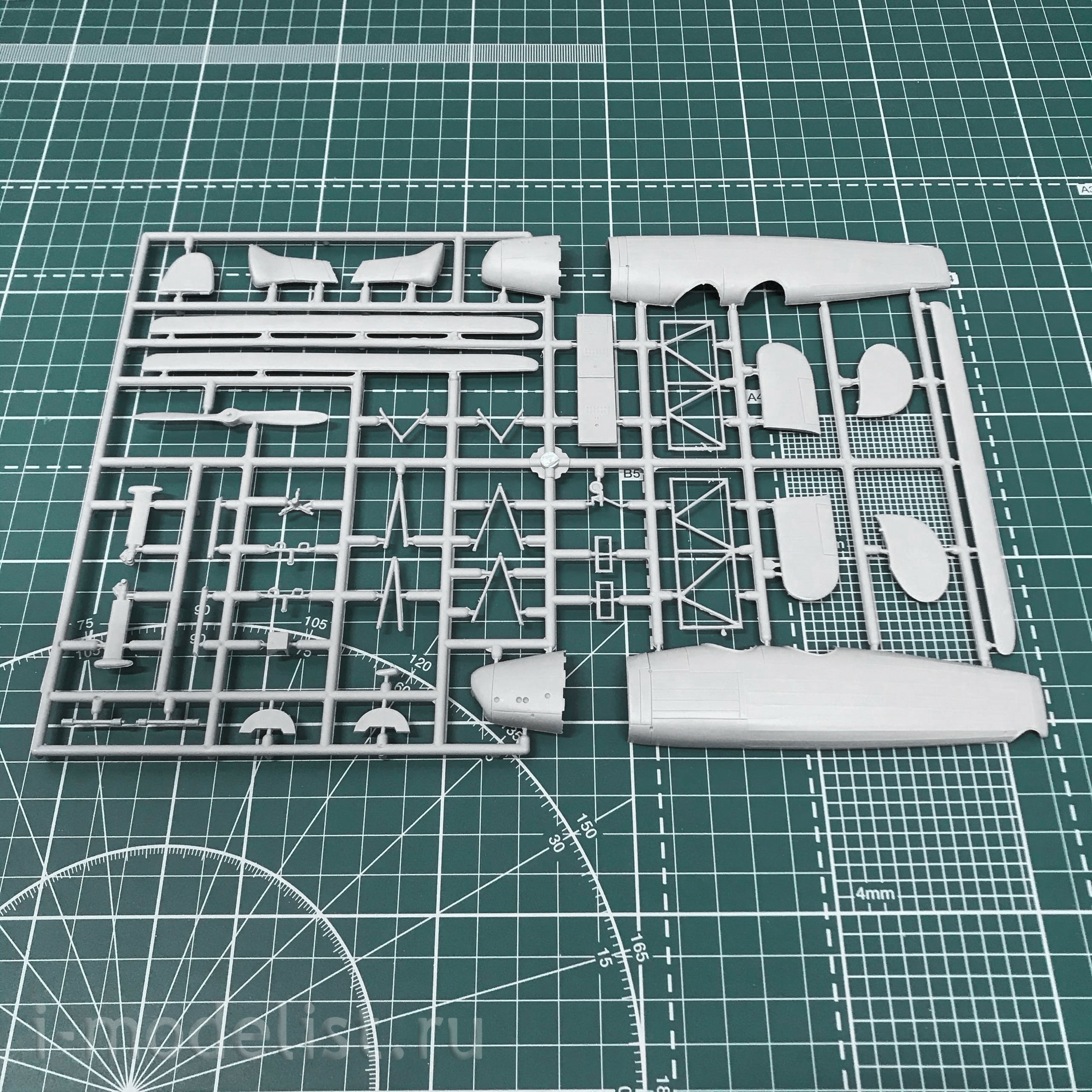 AZ4808 Azmodel 1/48 Kayaba 