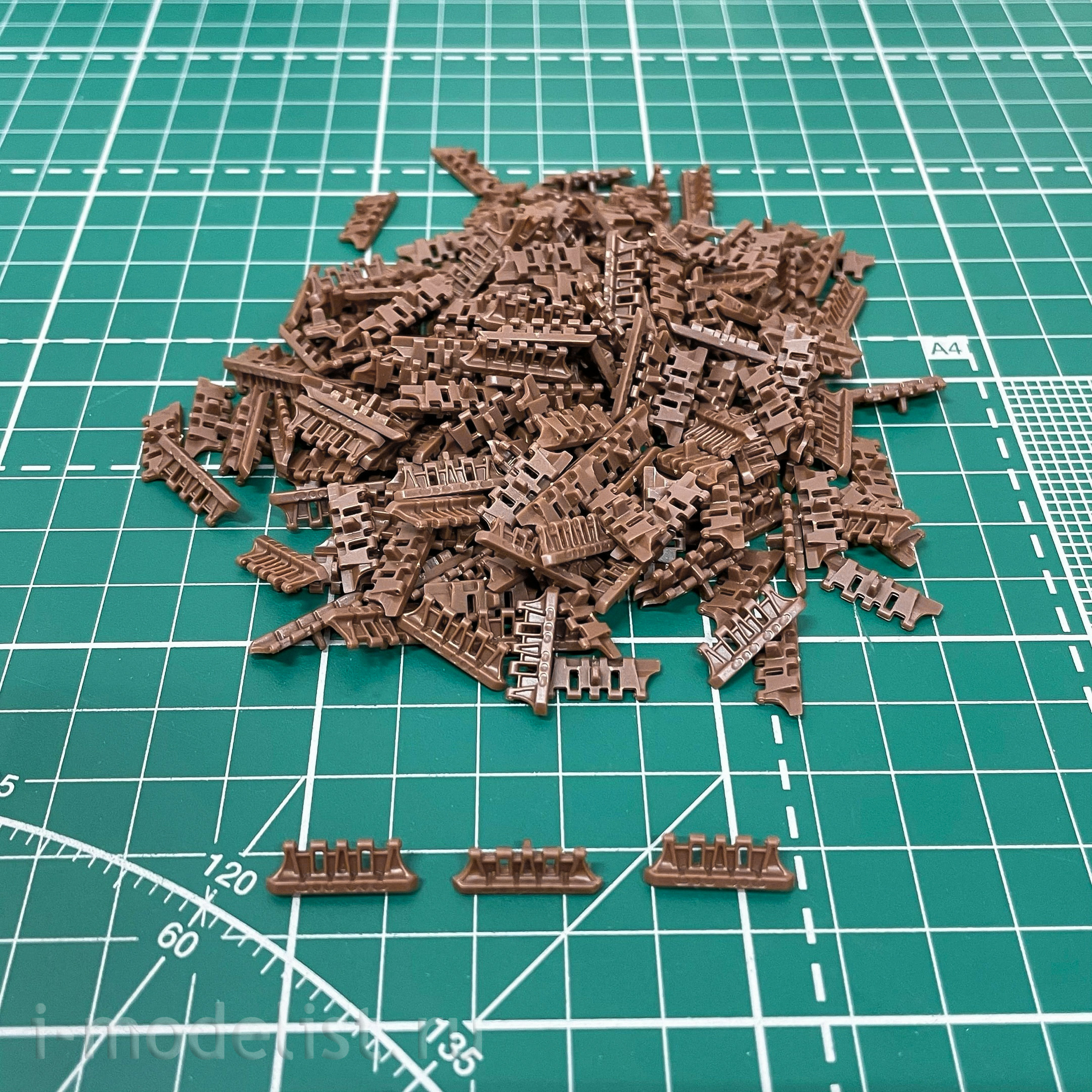 35A035 Amusing Hobby 1/35 Centurion AVRE MK 5 Tank