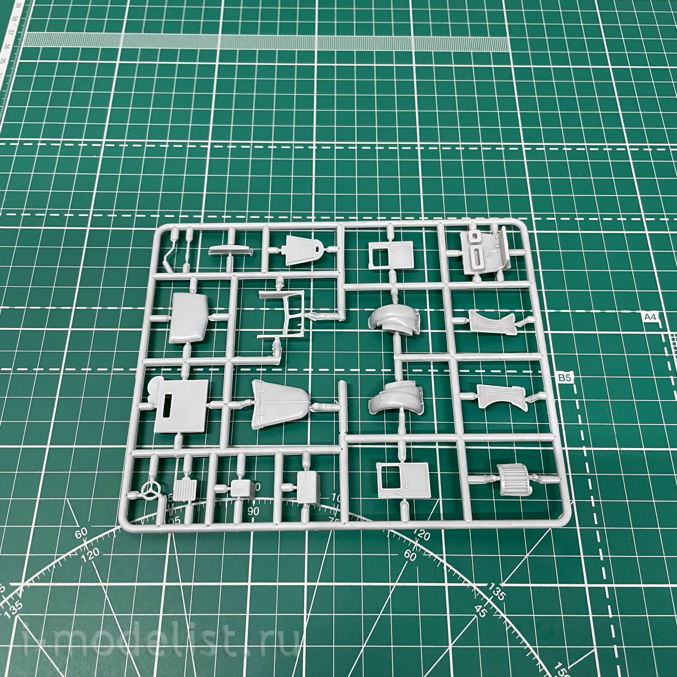 GM72-01 GarbuzModels 1/72 Truck M@3-200