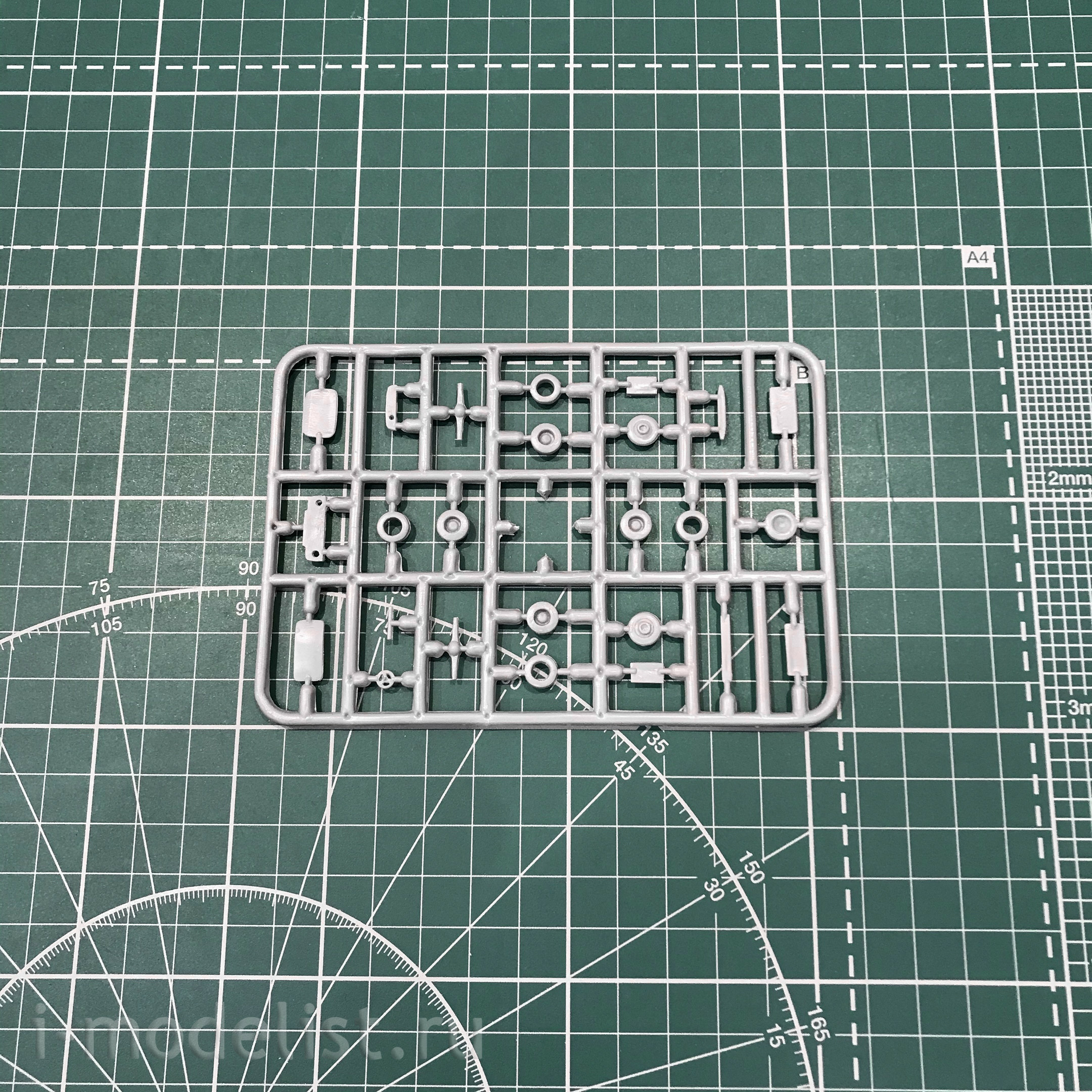 14601 Orient Express 1/144 Set of airfield equipment № 2