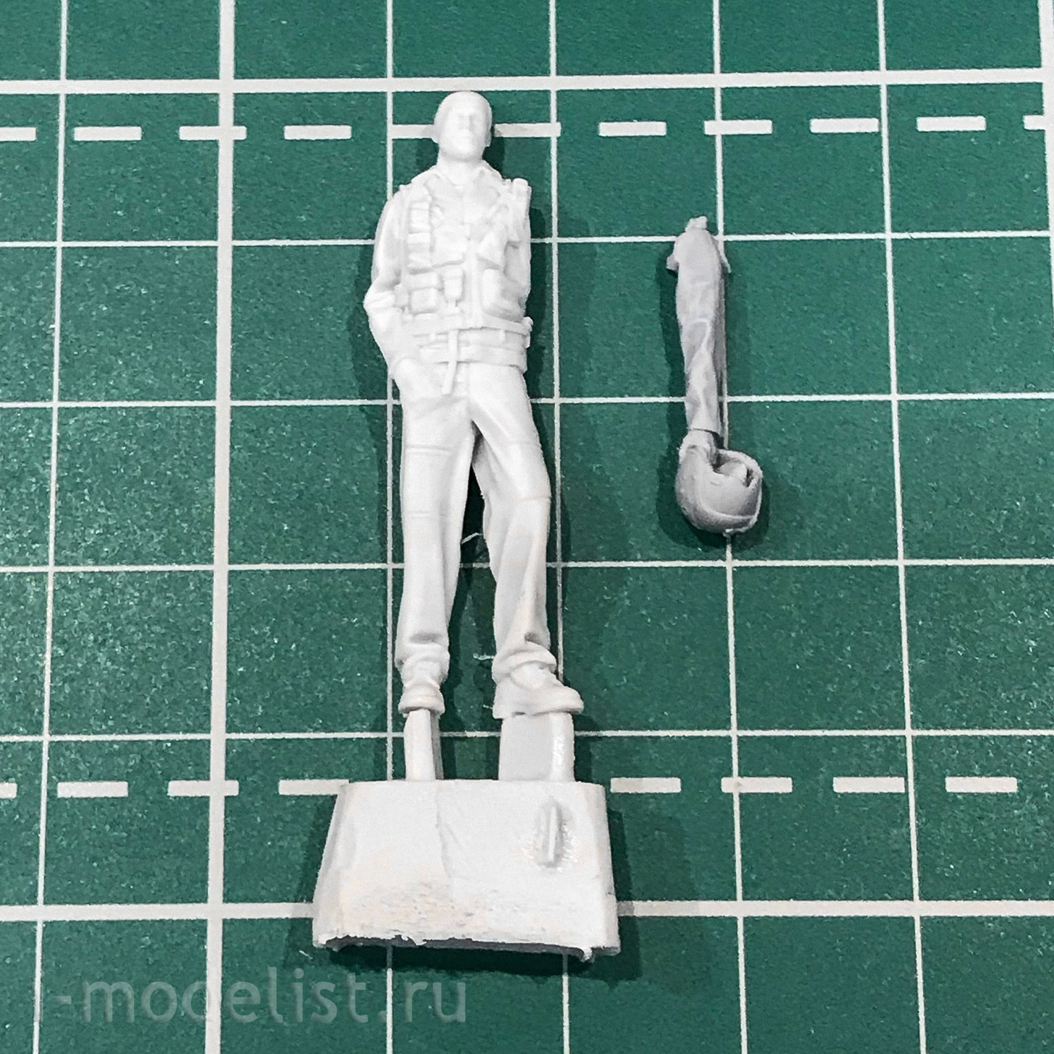 ASK48002 All Scale Kits (ASK) 1/48 Russian air force Pilot (Syria) # 2