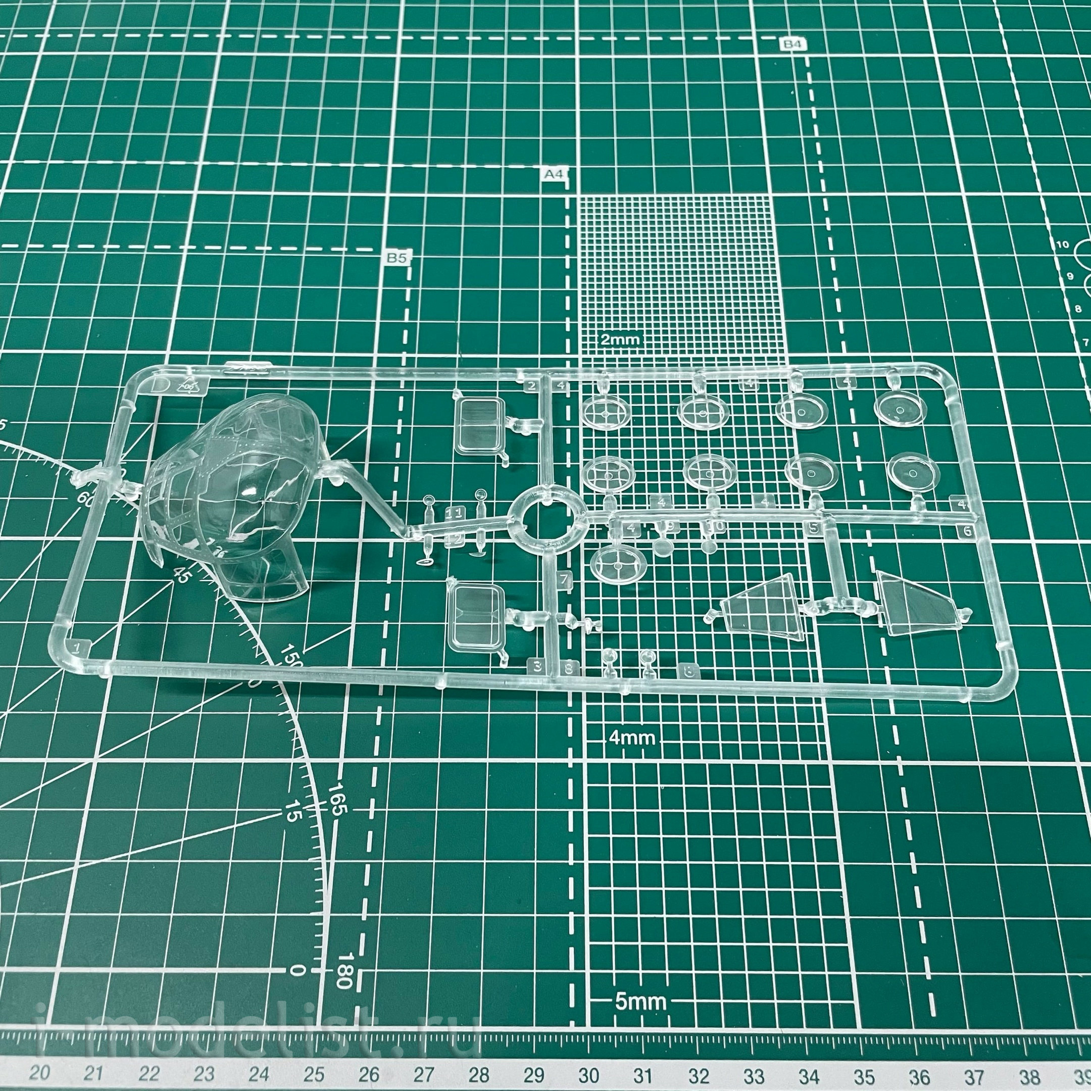 2774 Italeri 1/48 Helicopter H-21C Flying Banana GunShip