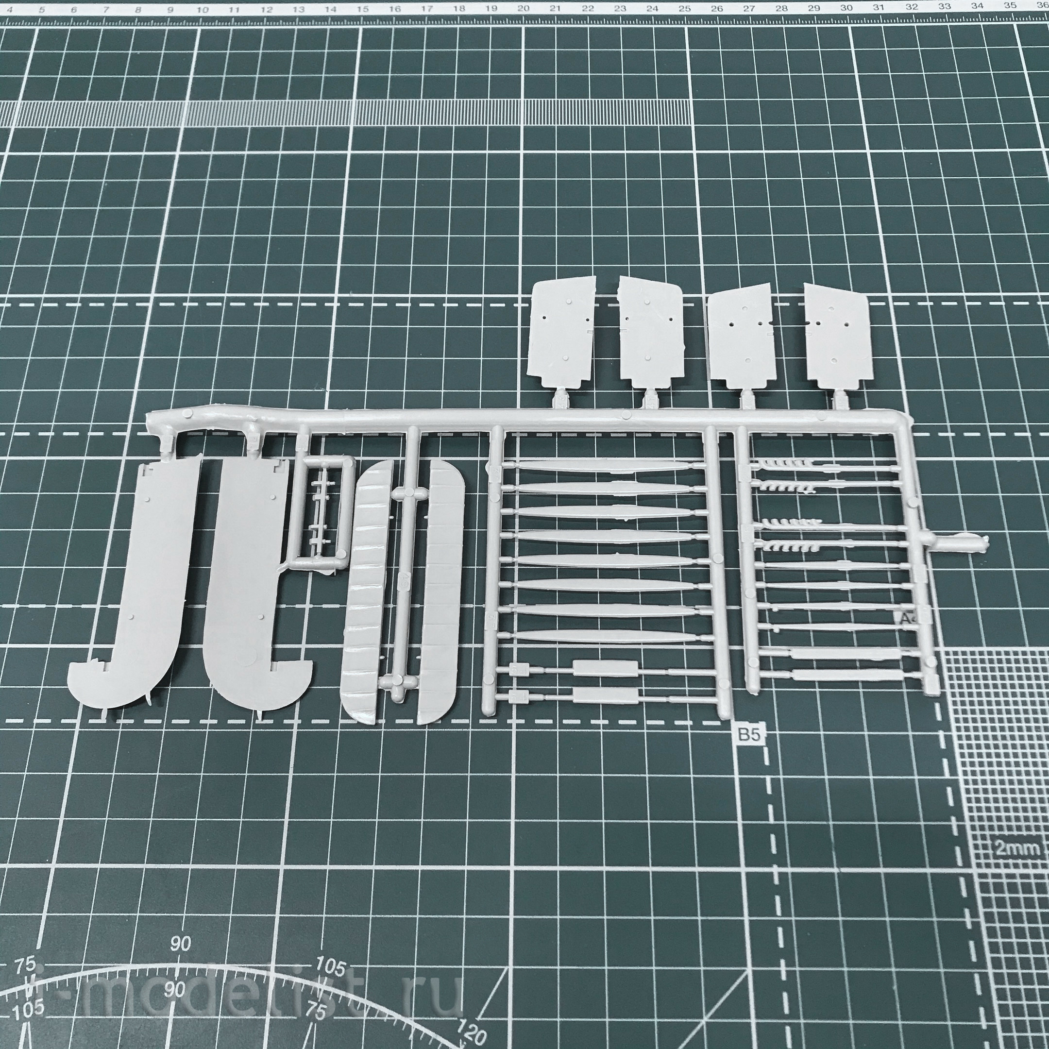 72034 ARK-models 1/72 vimi Heavy bomber
