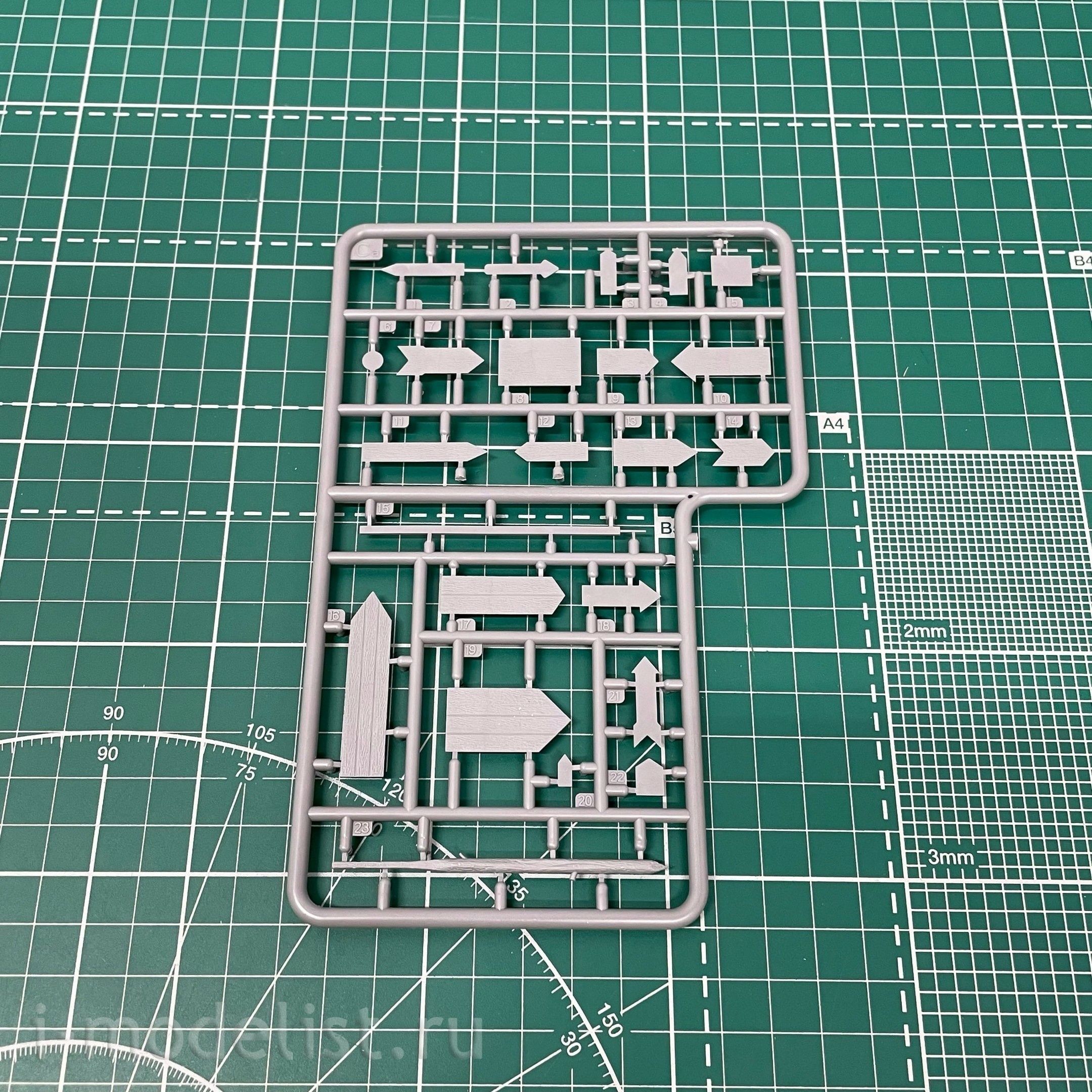 35562 MiniArt 1/35 Checkpoint