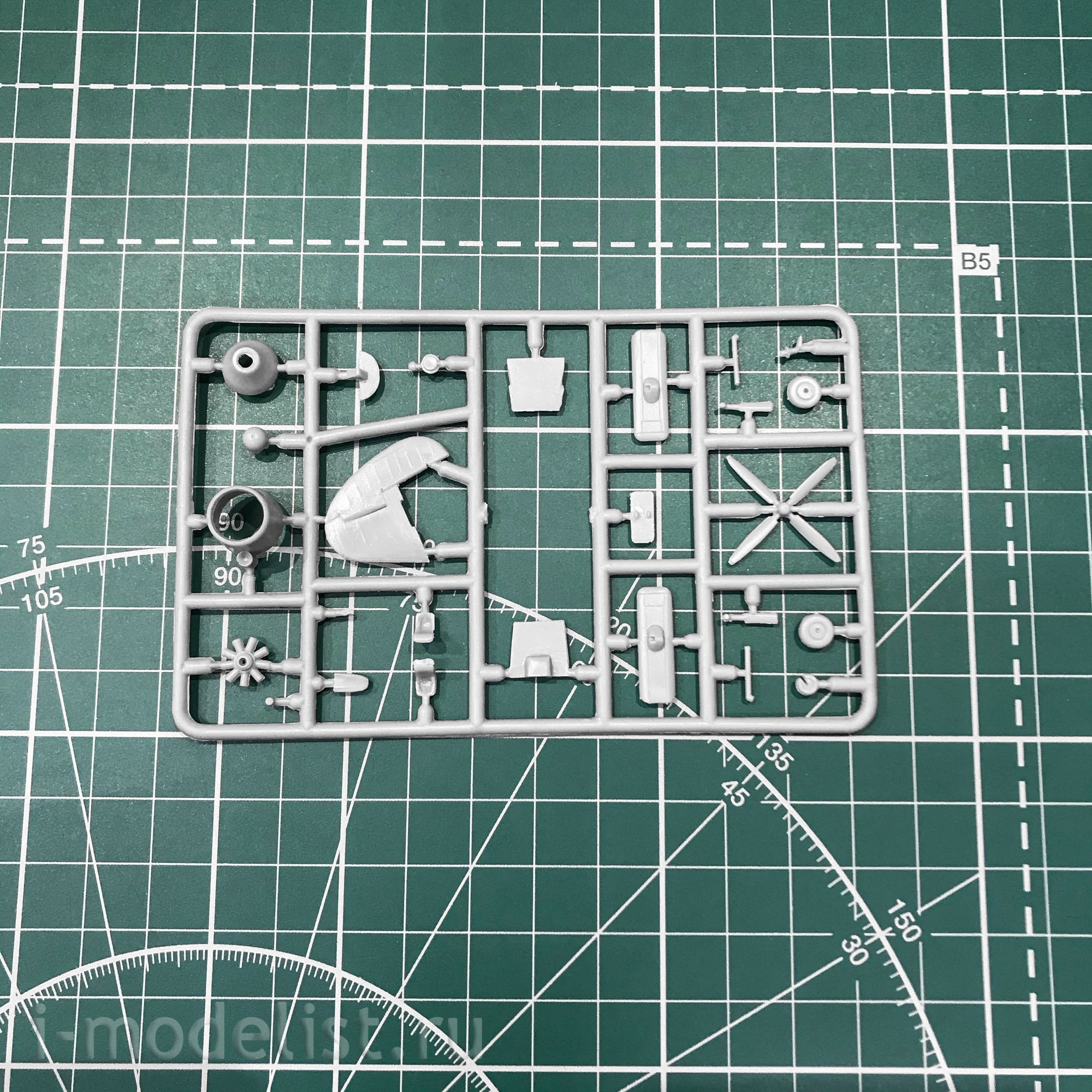 1435 Amodel 1/144 Aton-2 