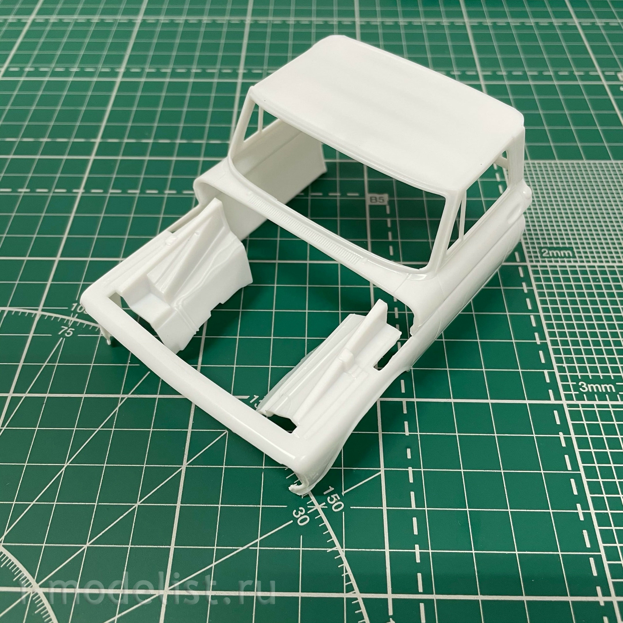 17225 Revell 1/25 Pickup Truck '66 Chevy Fleetside
