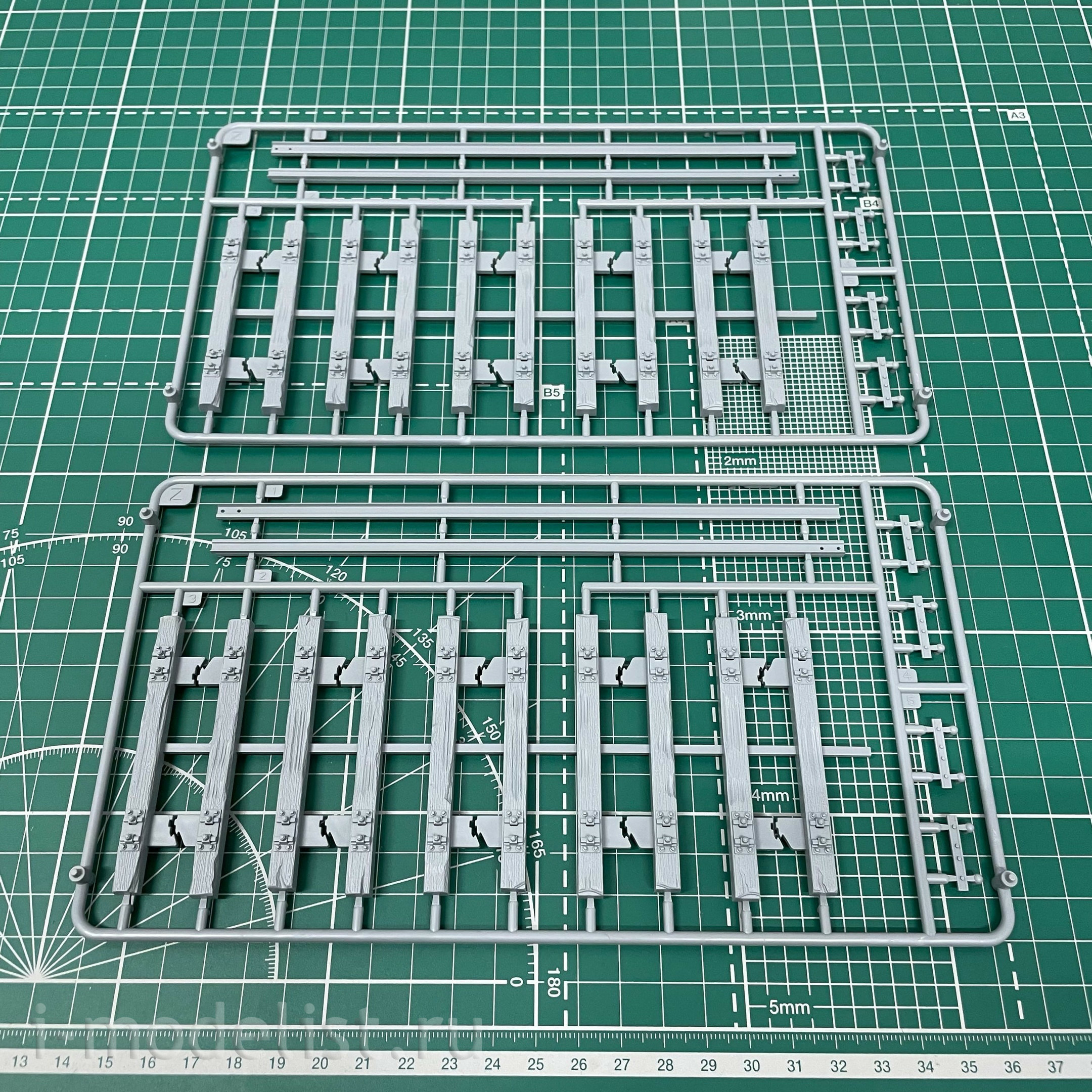 35A05-SVP Sabre Model 1/35 German Railway SCHWERER PLATTFORMWAGEN Genuine SSyms 6-Axle 80ton