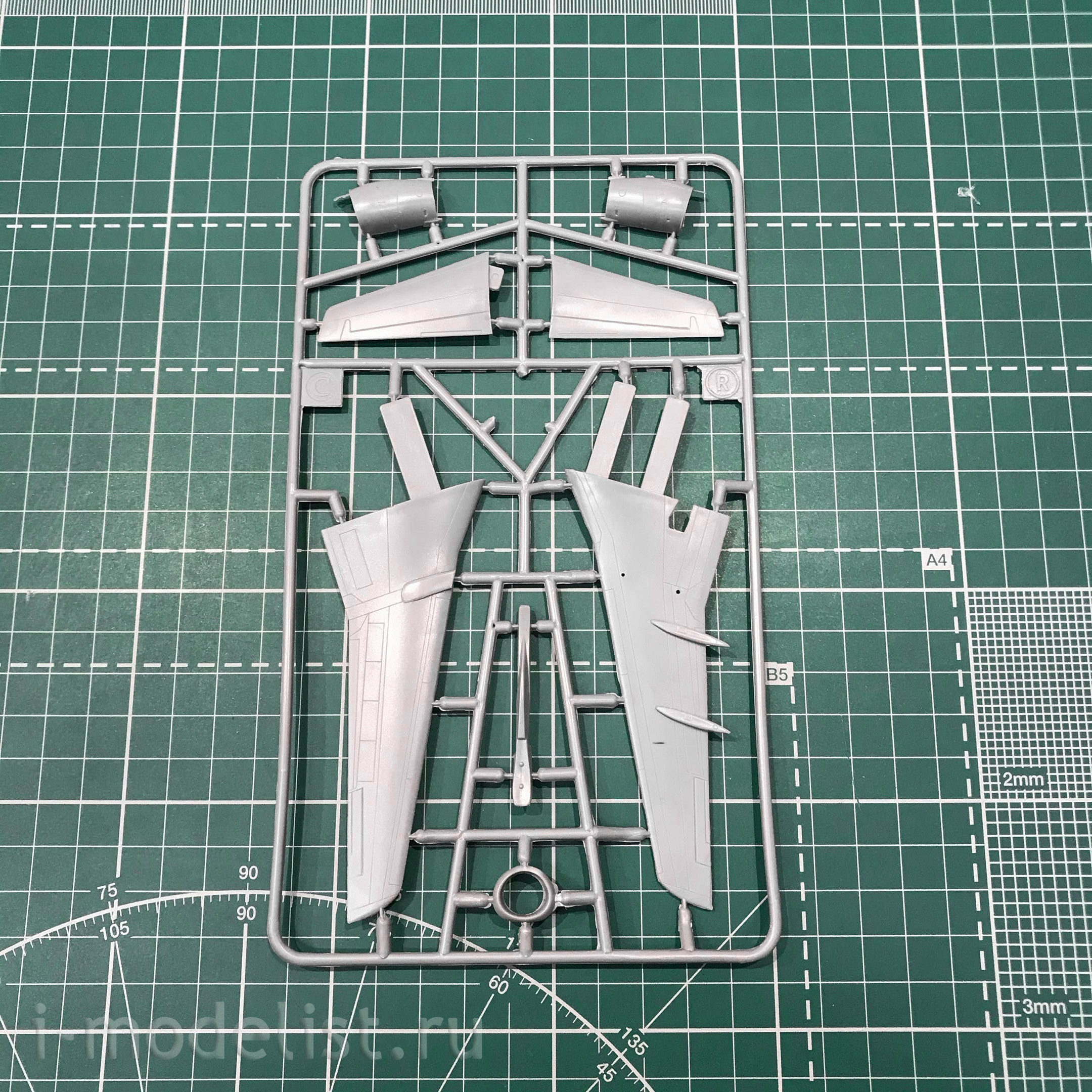 14420 Eastern Express 1/144 scales Airliner B-735