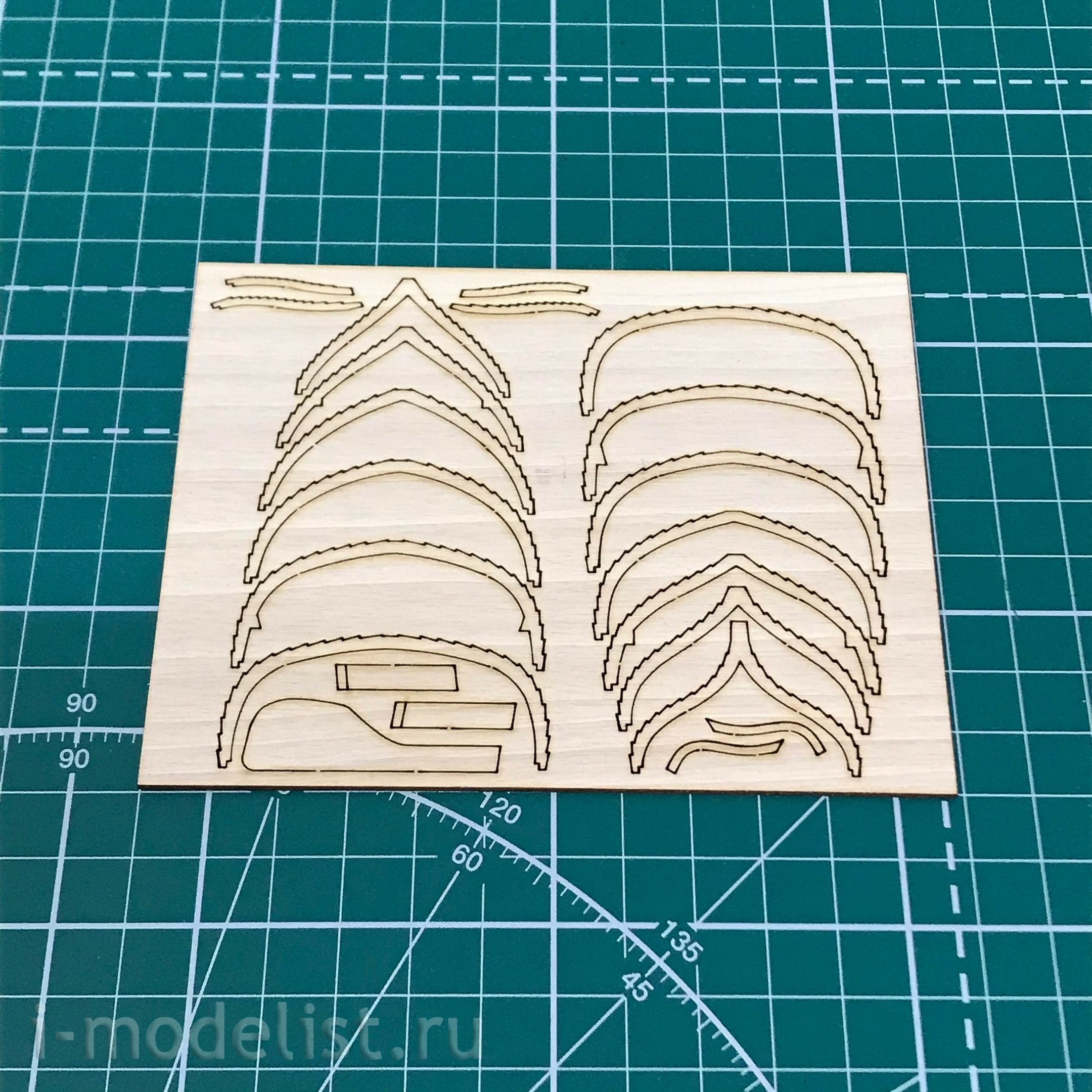 LSM0402 LSModel 1/36 Scale wooden model four Oared Dinghy