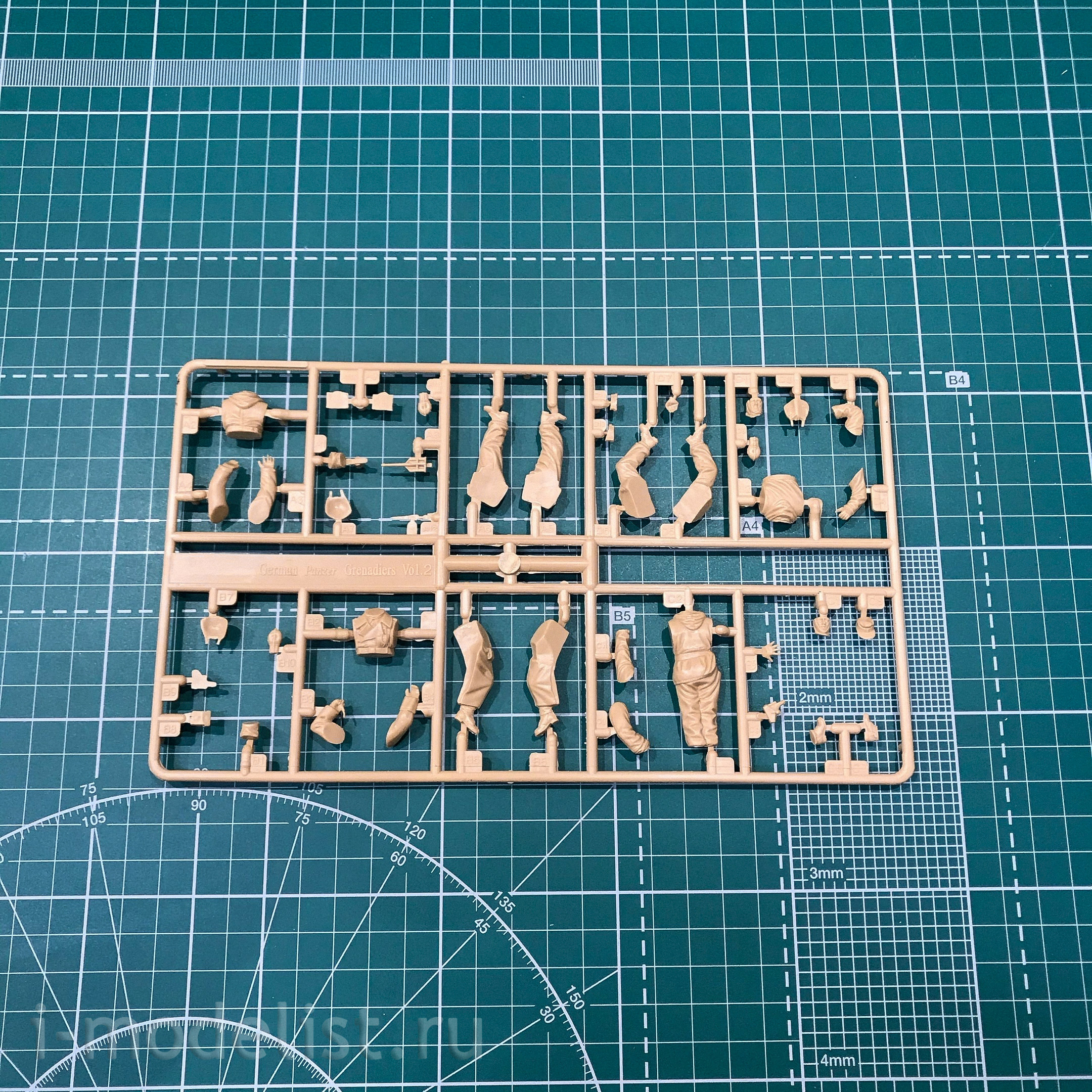 84405 Hobby Boss 1/35 German Panzer grenadiers #2
