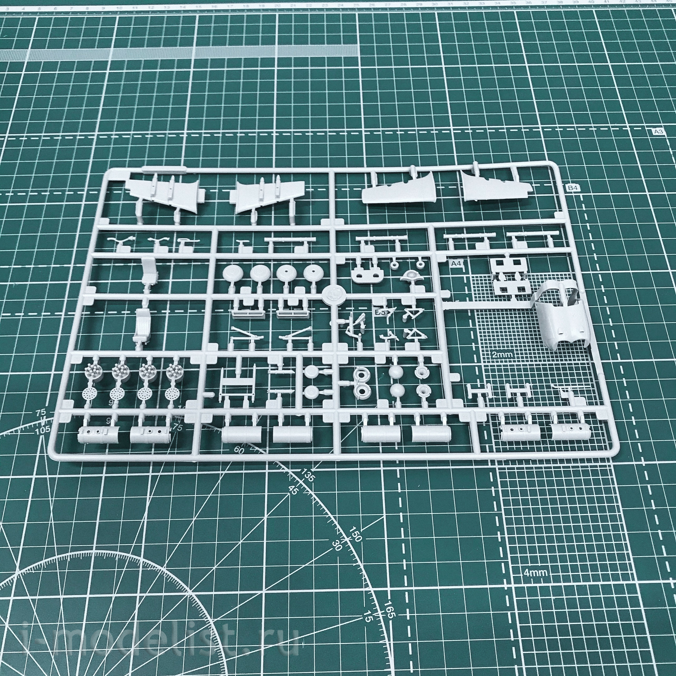 72045 ARK-models 1/72 Attack helicopter army aviation