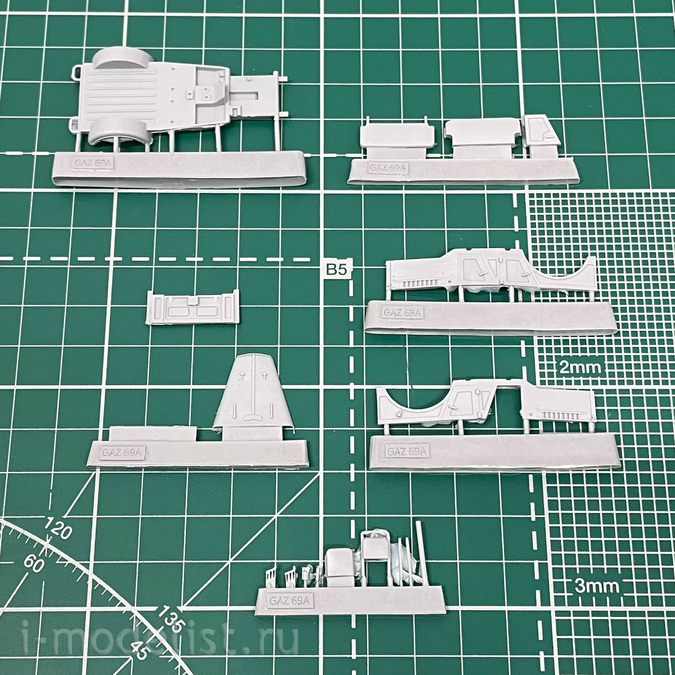 GR72Rk025 Gran 1/72 Army SUV G@Z-69A with Awning