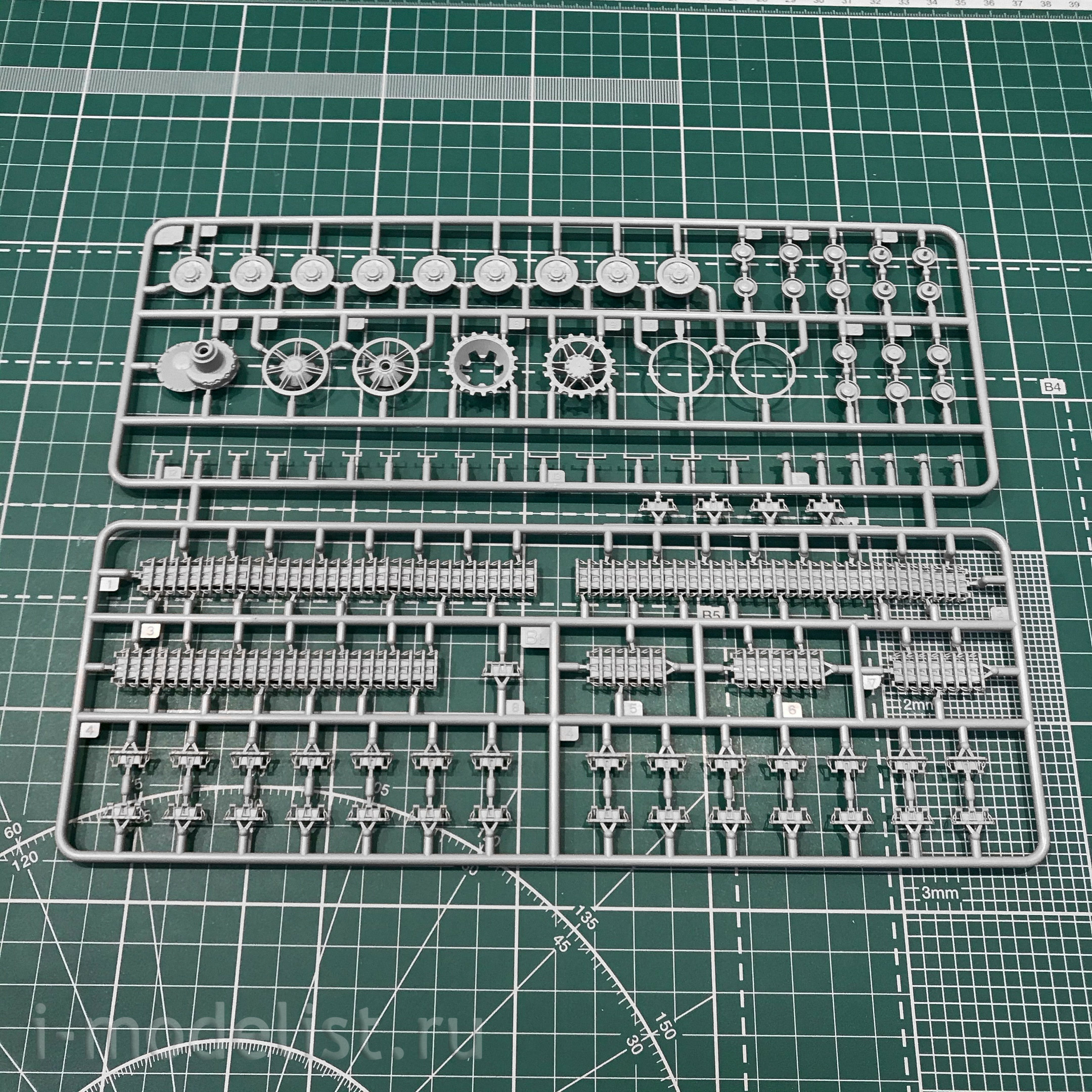 BT-008 Border Model 1/35 Pz.Kpfw.IV Ausf.J (Late)