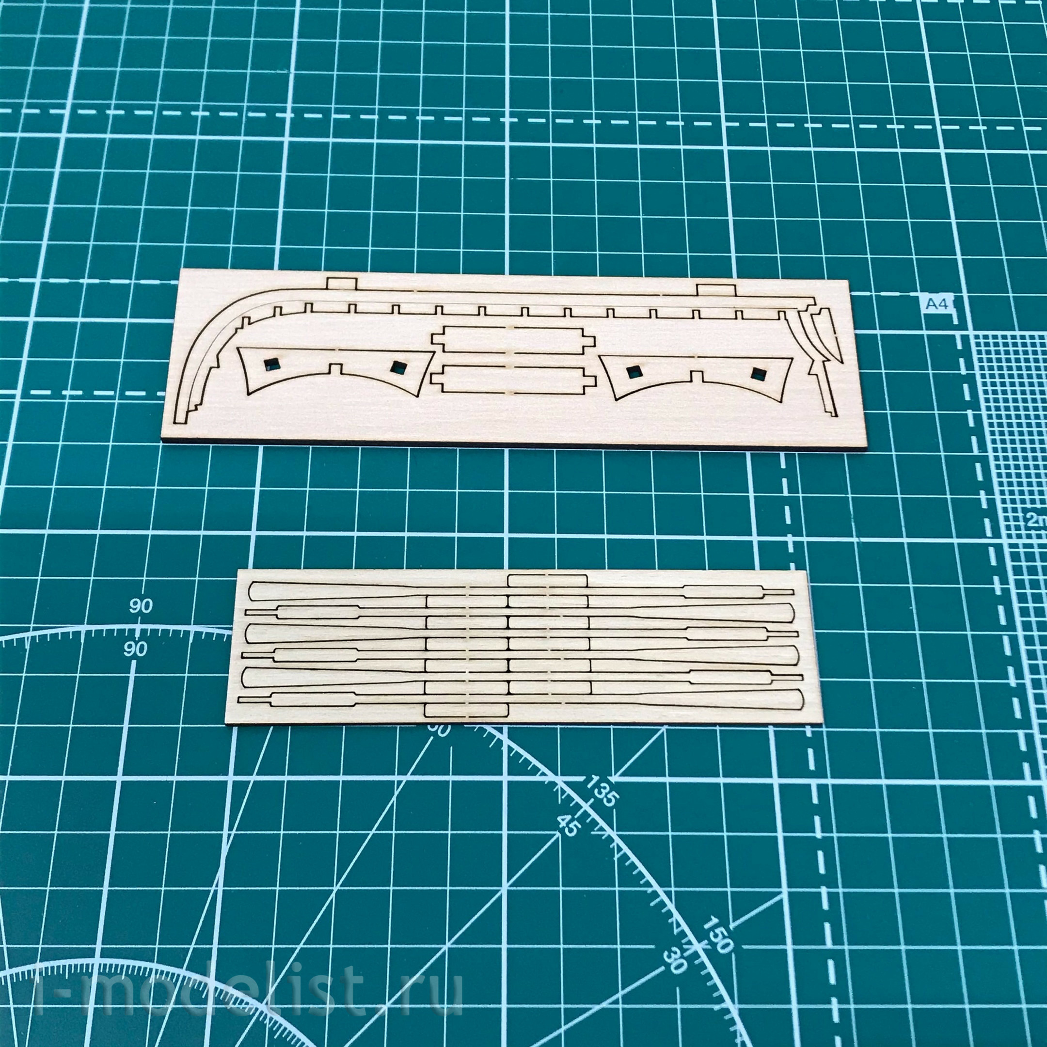 LSM0402 LSModel 1/36 Scale wooden model four Oared Dinghy