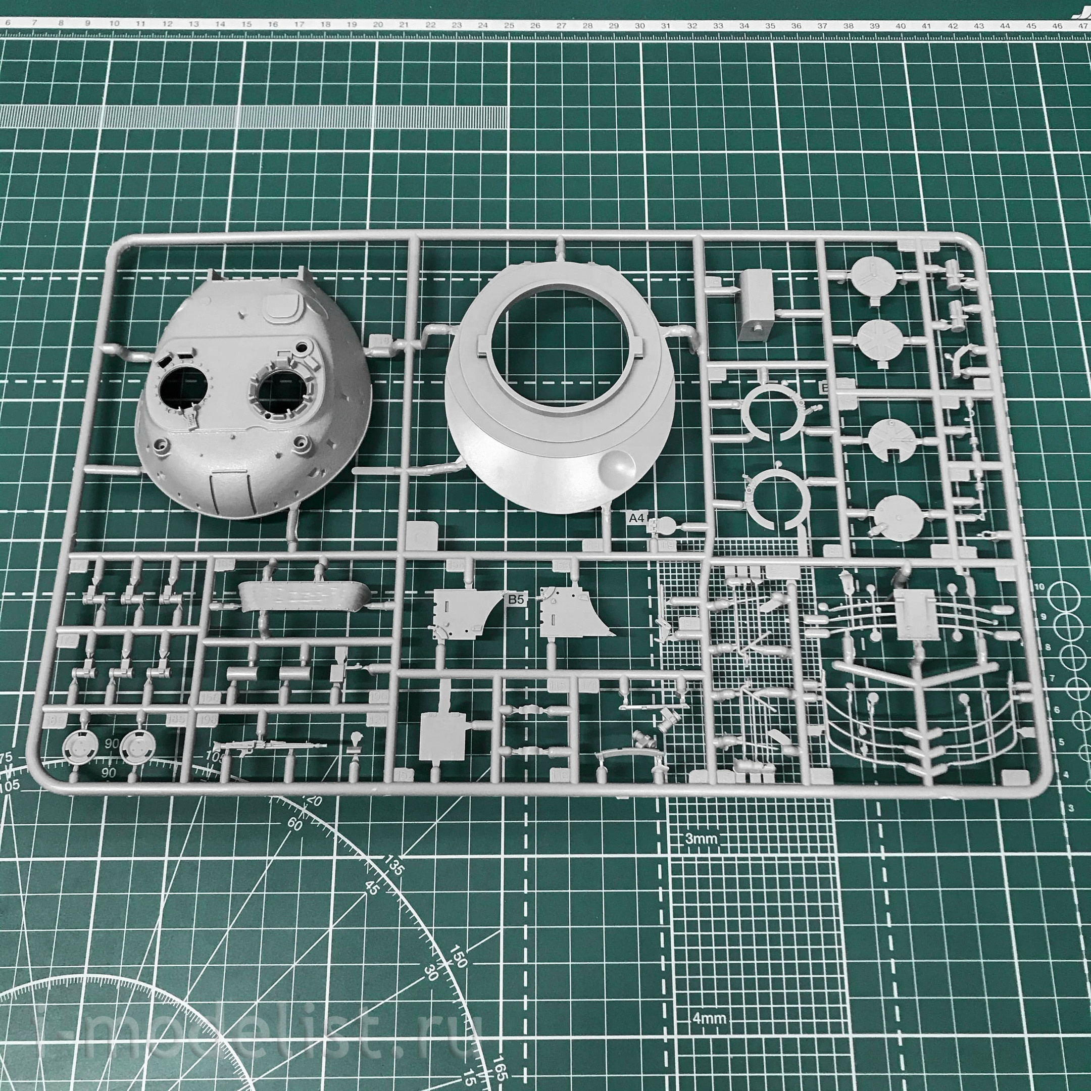 03320 Revell 1/35 German leopard Tank 1A5