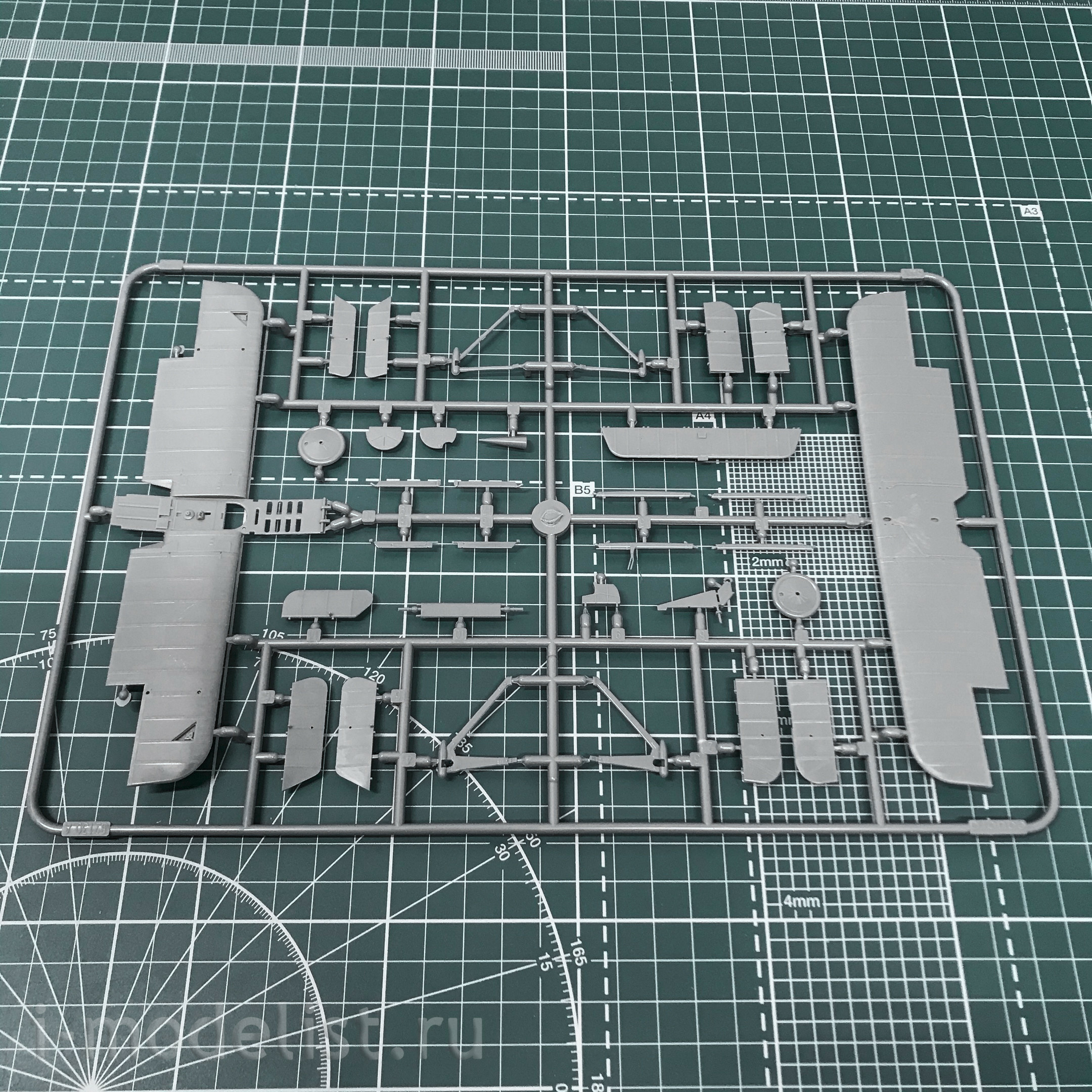 82132 Edward 1/48 SE.5a Hispano Suiza
