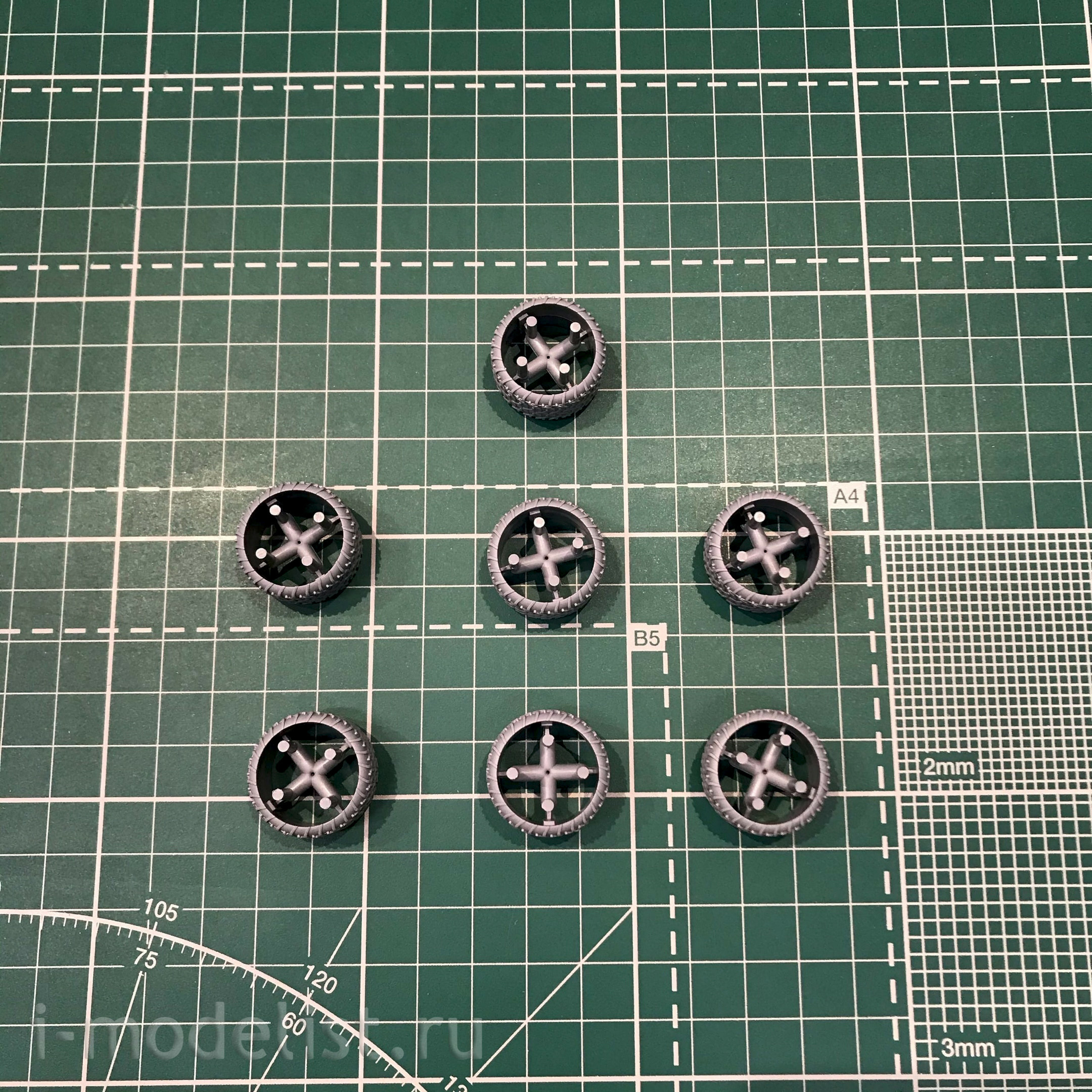 35GM0035 Gecko Models 1/35 British ATMP w/Rescue Stretchers
