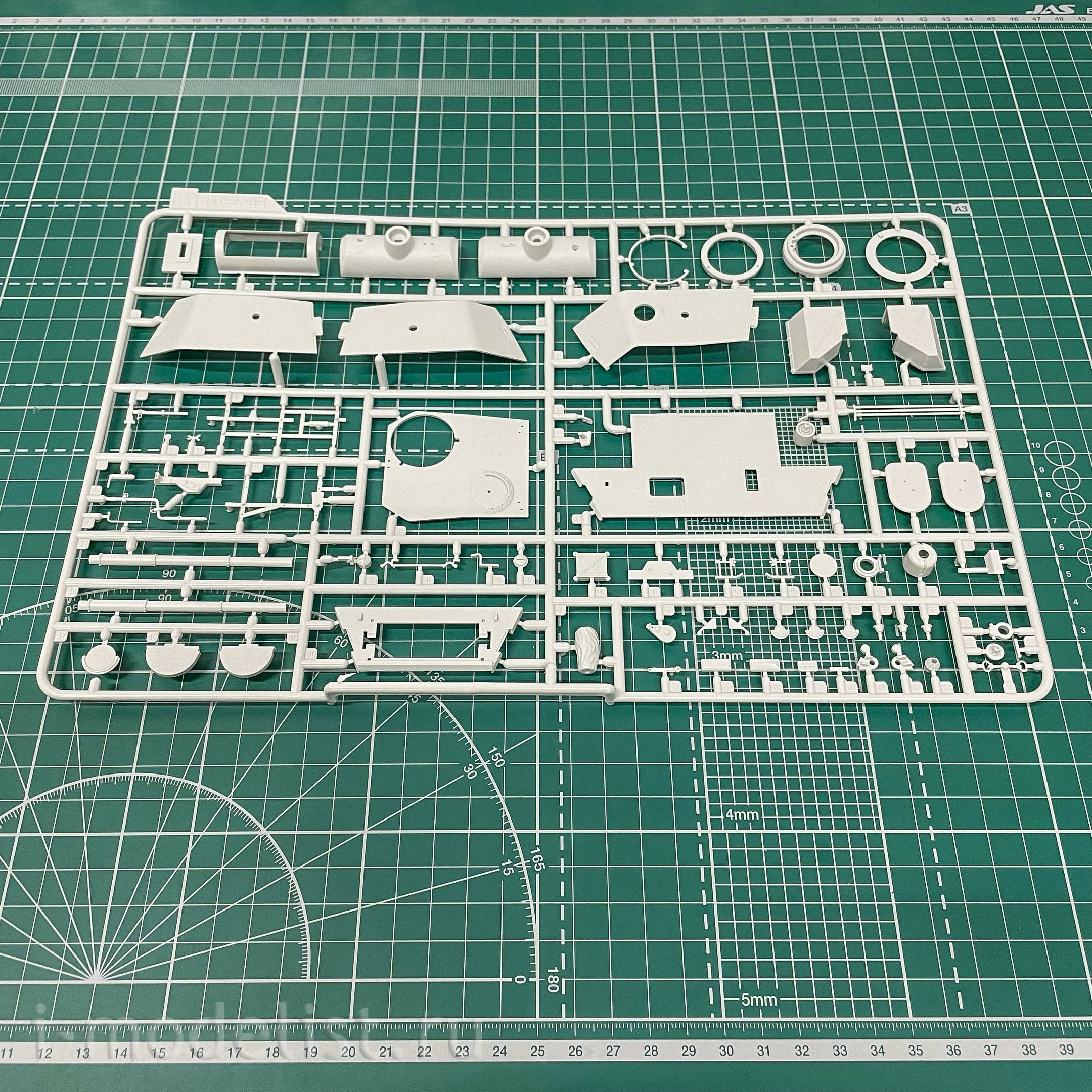 TS-046 Meng 1/35 Tank Sd.Kfz. 171 Panther Ausf. A (Early)