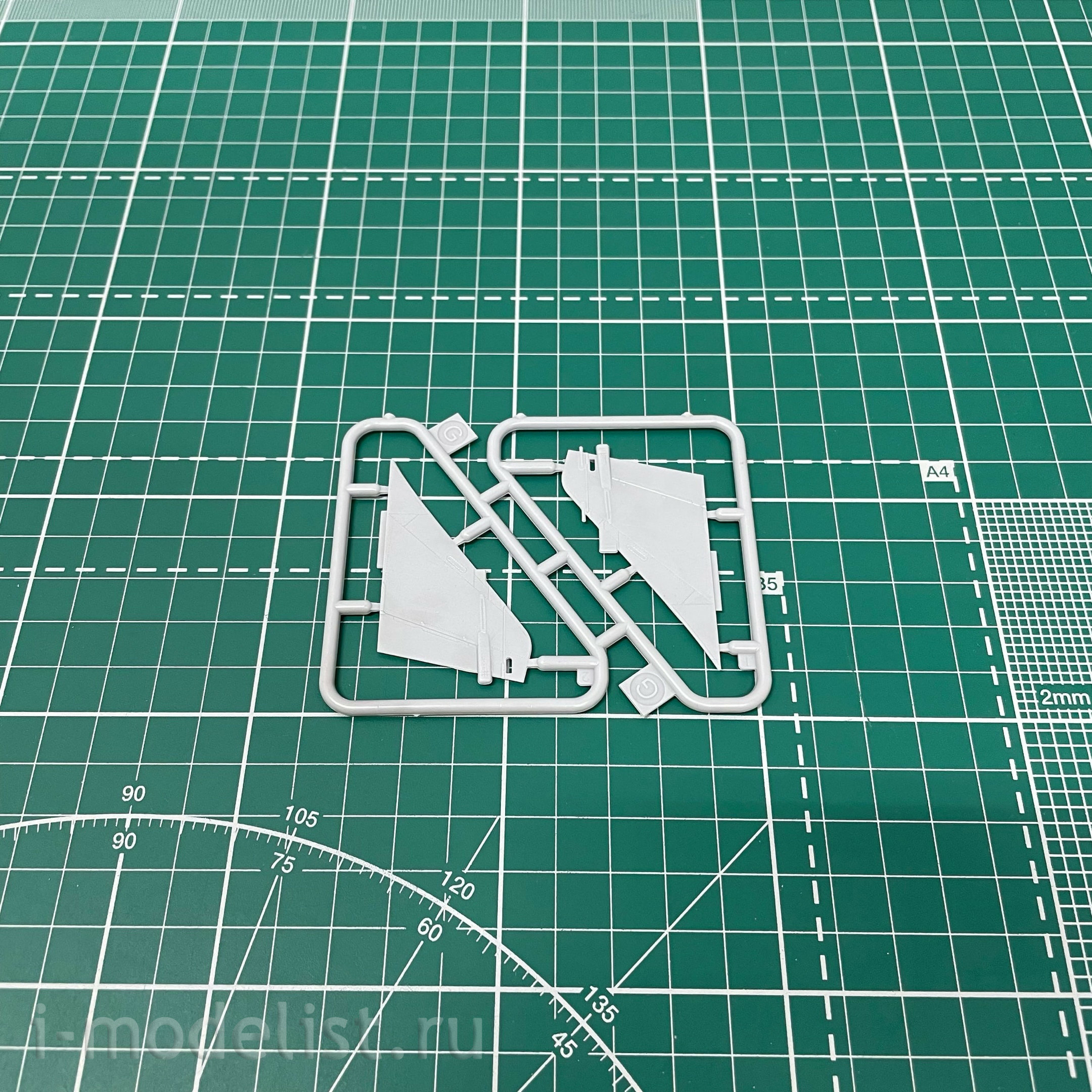 72073 ModelSvit 1/72 Mirage 2000C Fighter