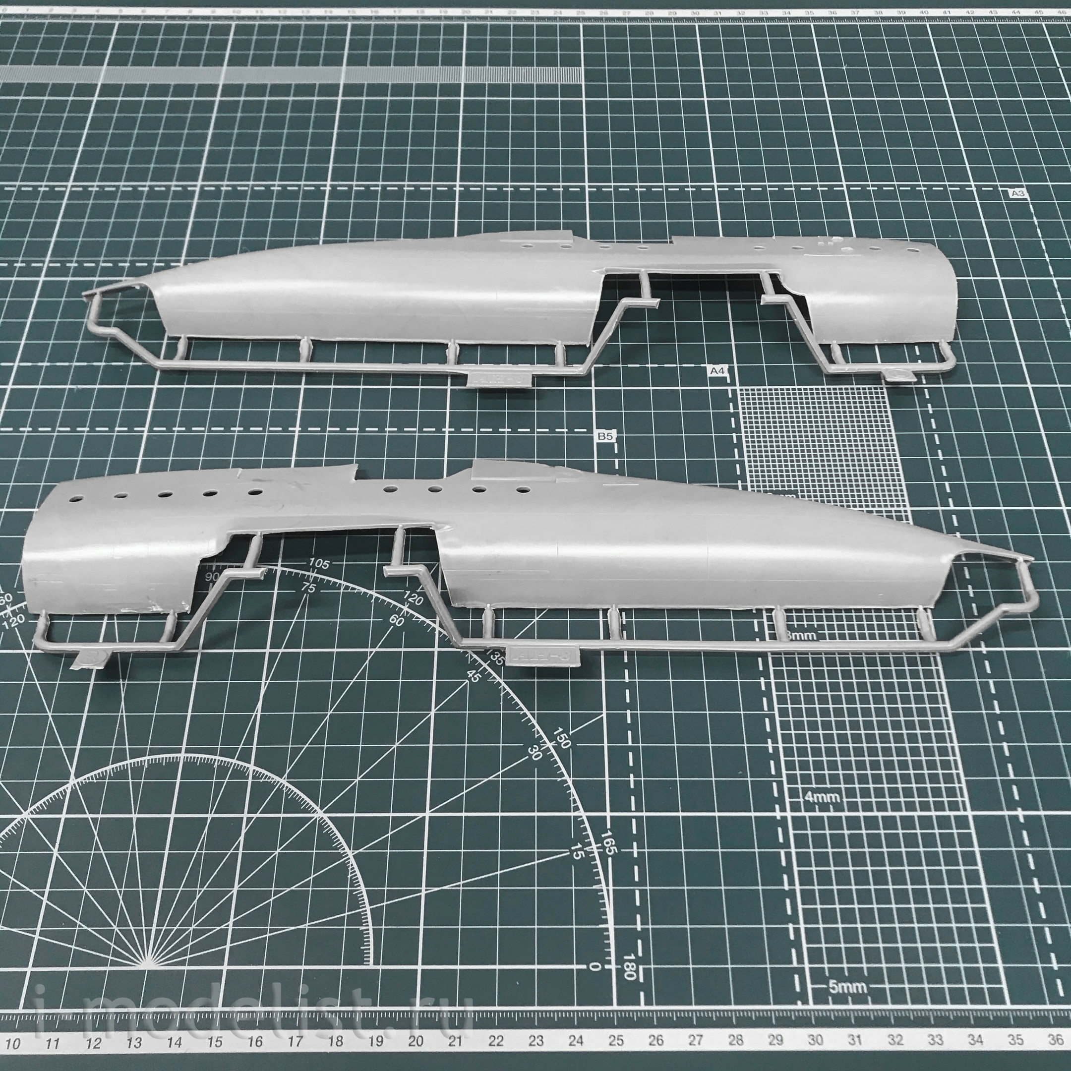 72228 Amodel 1/72 Antonov An-8 NATO code 