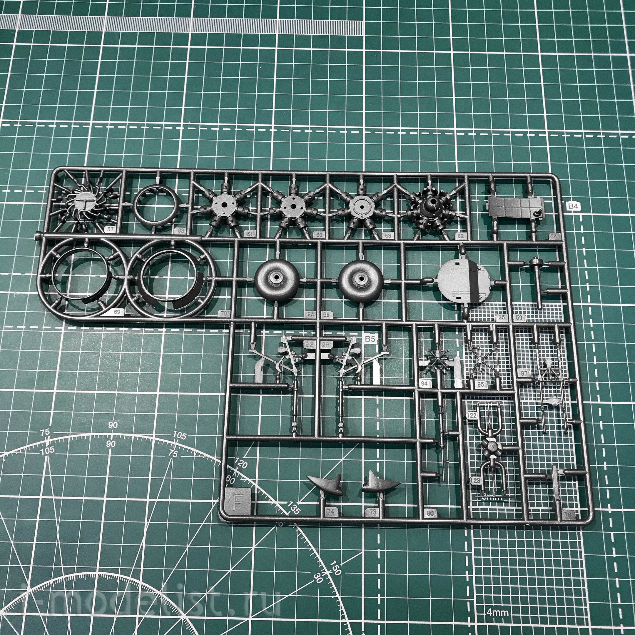 03854 Revell 1/48 night fighter Beaufighter 