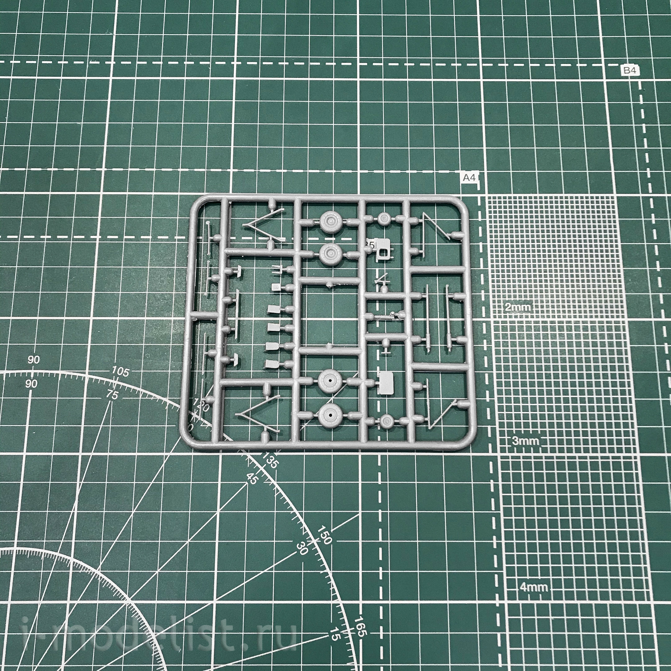 14506 Eastern Express 1/144 Military heavy helicopter Mi-6 early version