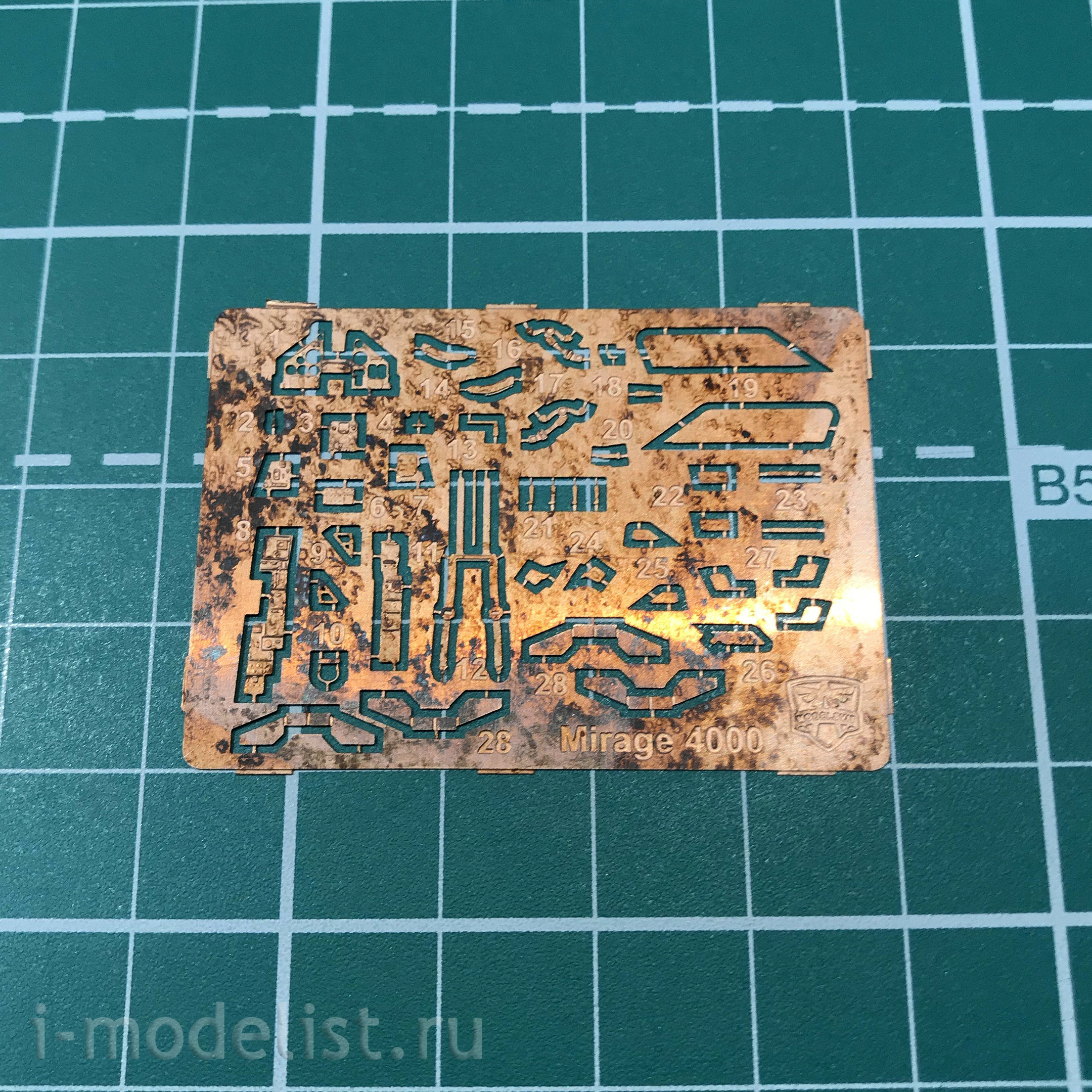 72053 ModelSvit 1/72 Mirage 4000 Aircraft