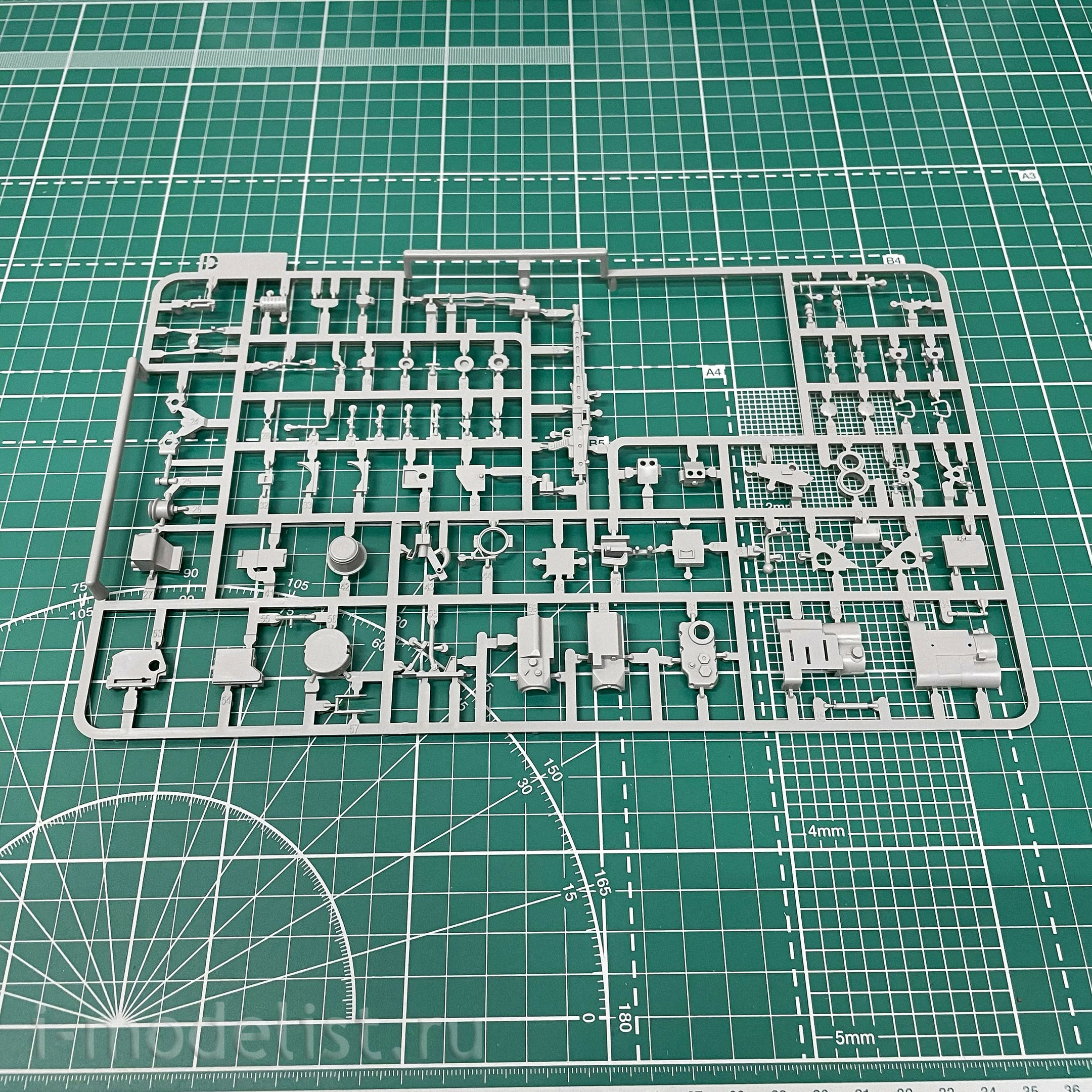 1011 Takom 1/16 Wiesel A1 Tow Combat Vehicle