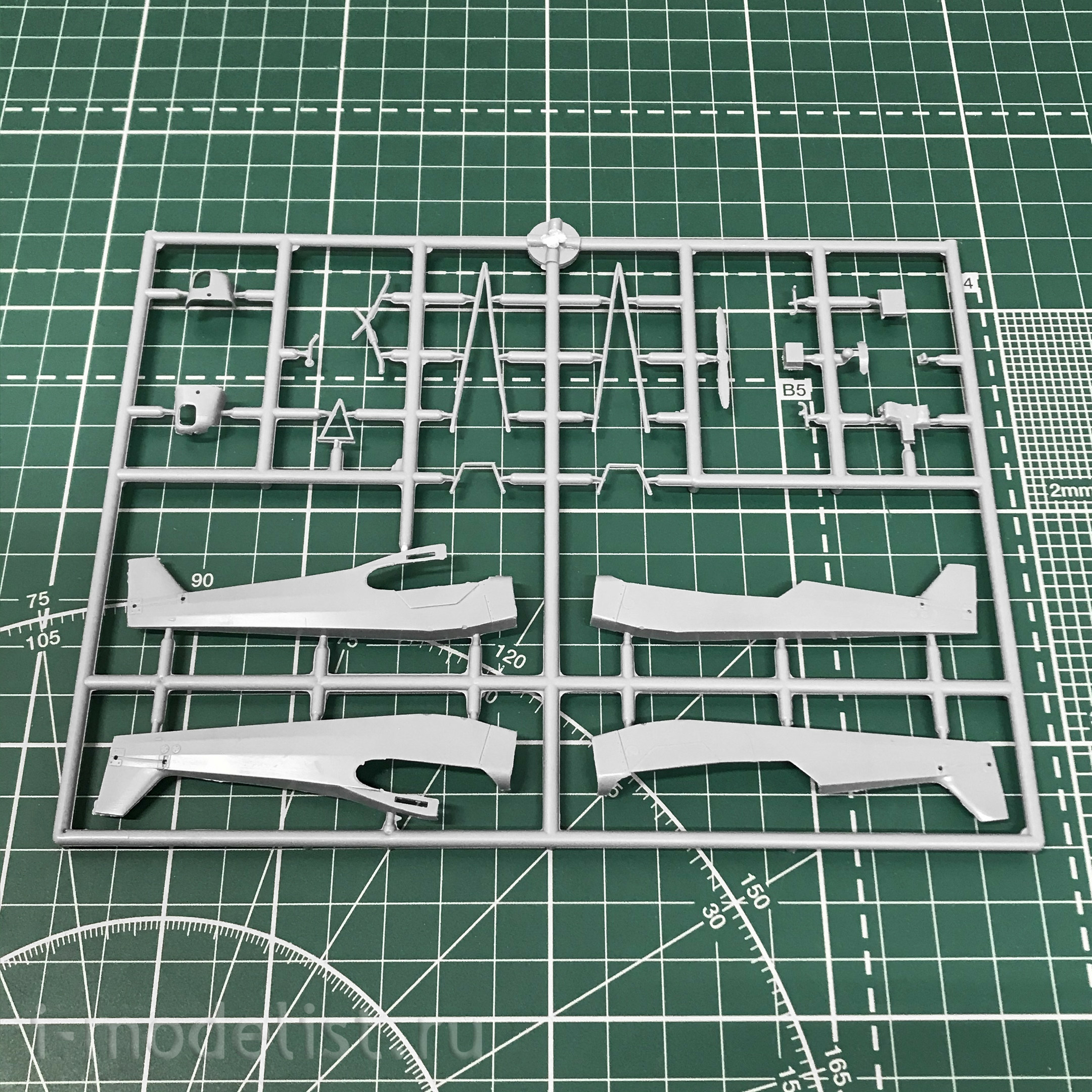 KPM0190 Kovozavody Prostejov 1/72 Aircraft Piper L-4 
