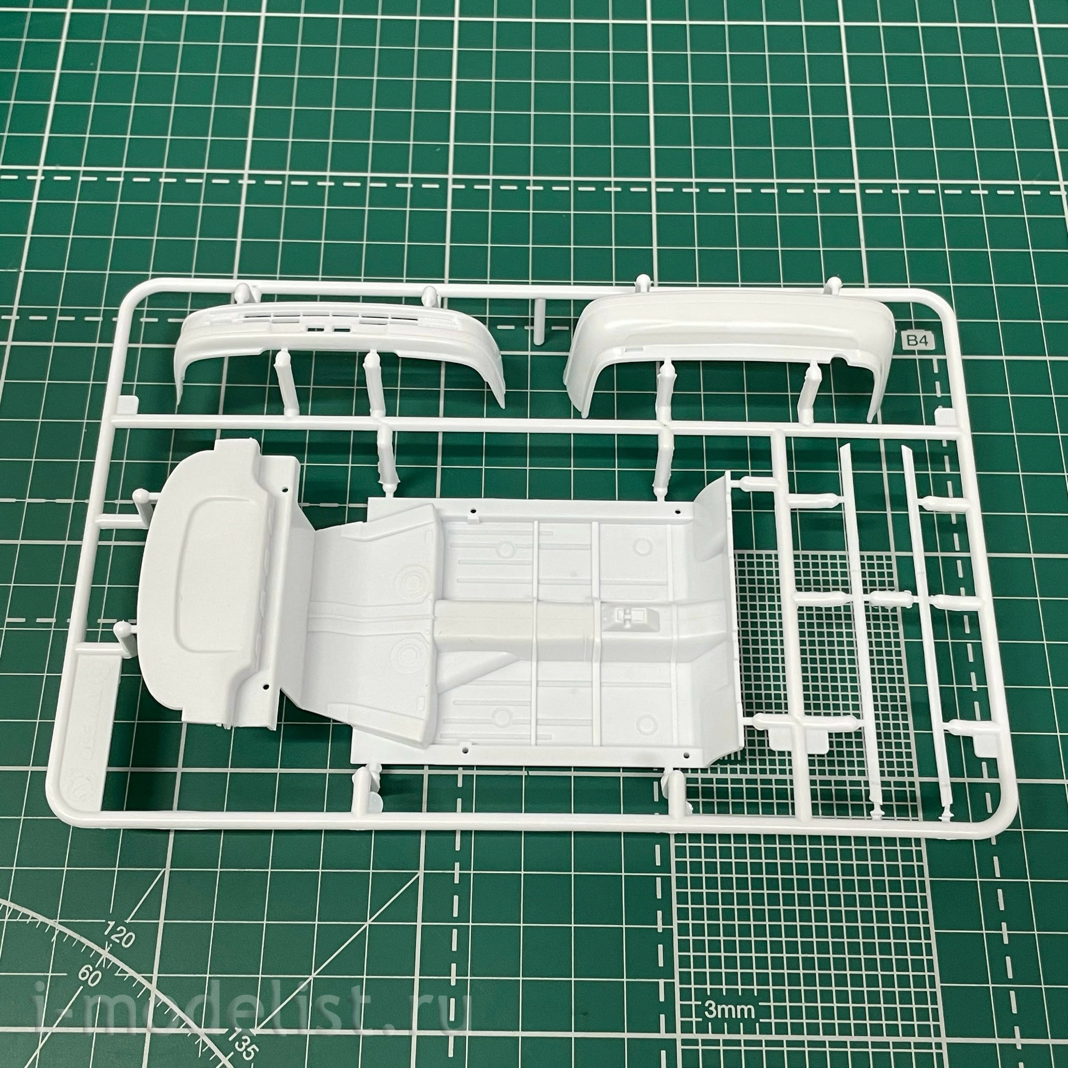 PN24020 NuNu 1/24 Toyota Corona ST191 '94 JTCC Suzuka Winner