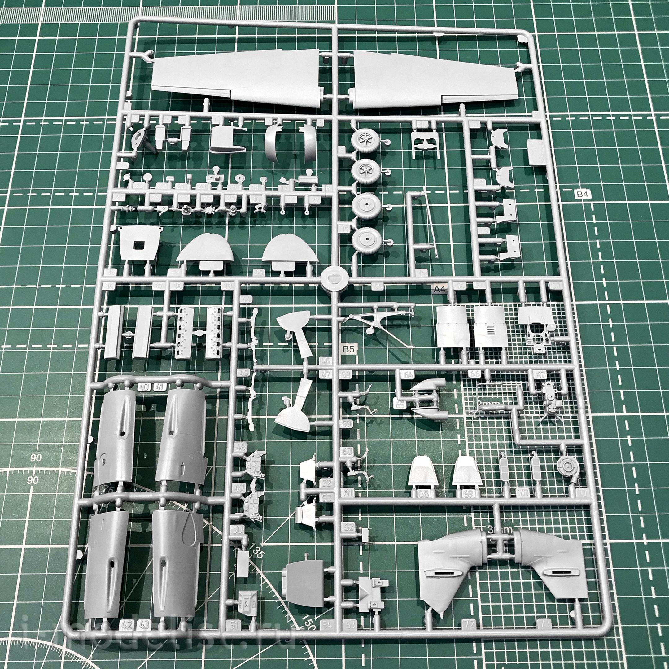 4802 Zvezda 1/48 German fighter 