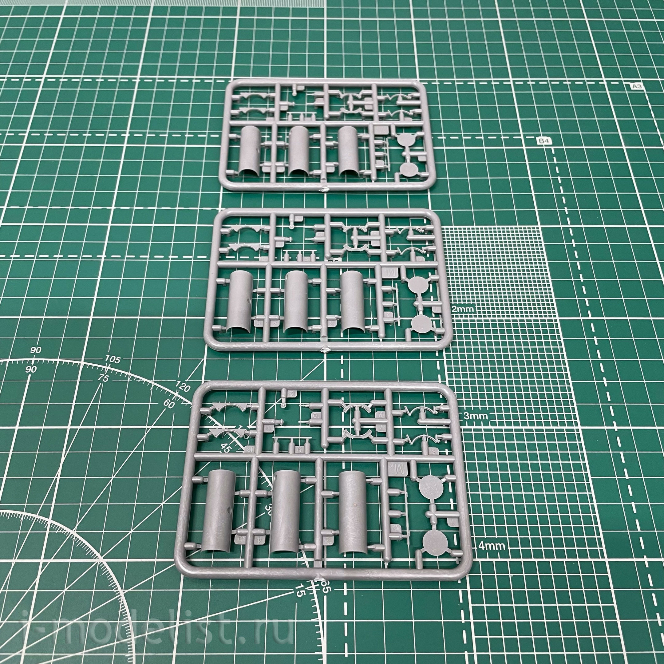 37075 MiniArt 1/35 Syrian 34/85 Tank