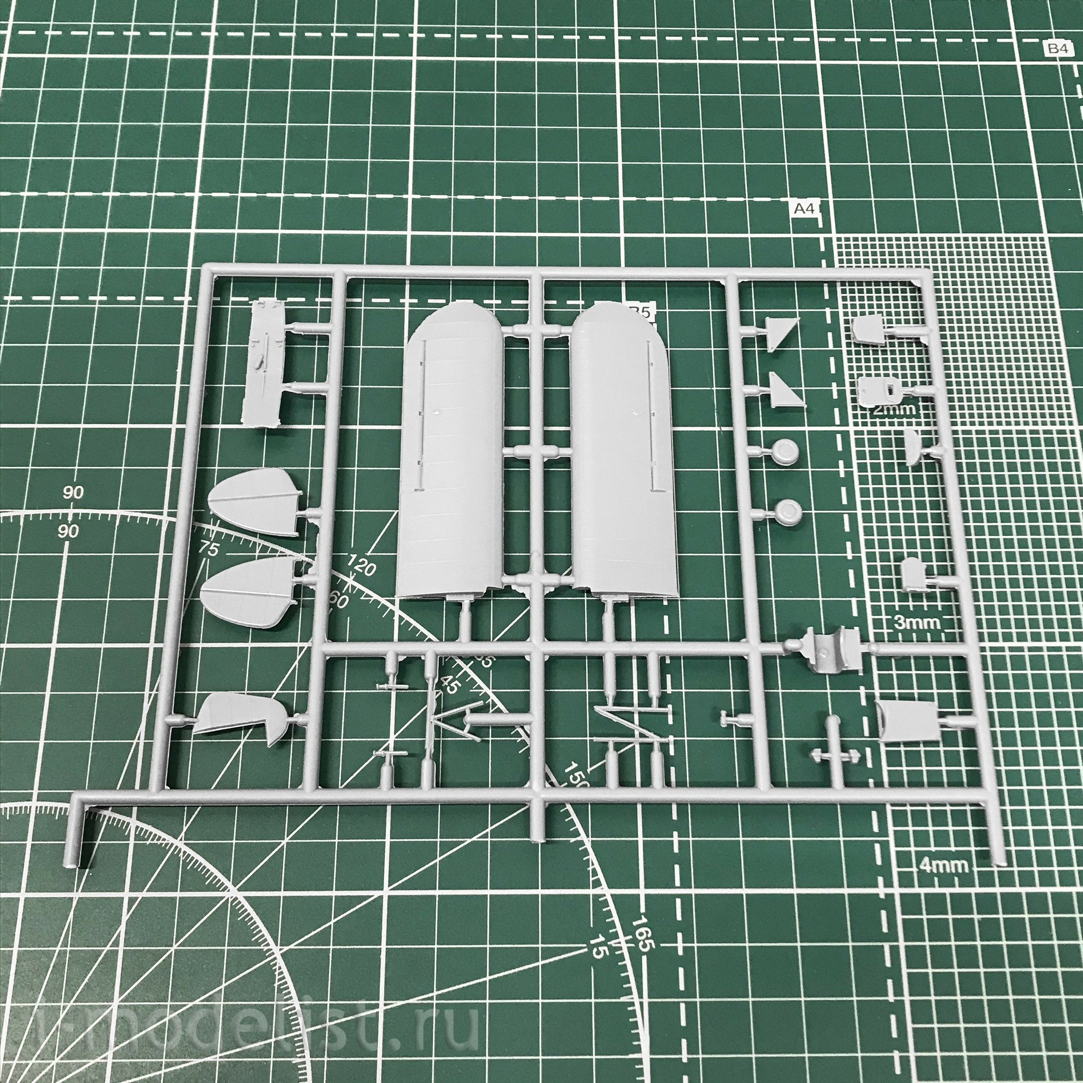 KPM0190 Kovozavody Prostejov 1/72 Aircraft Piper L-4 
