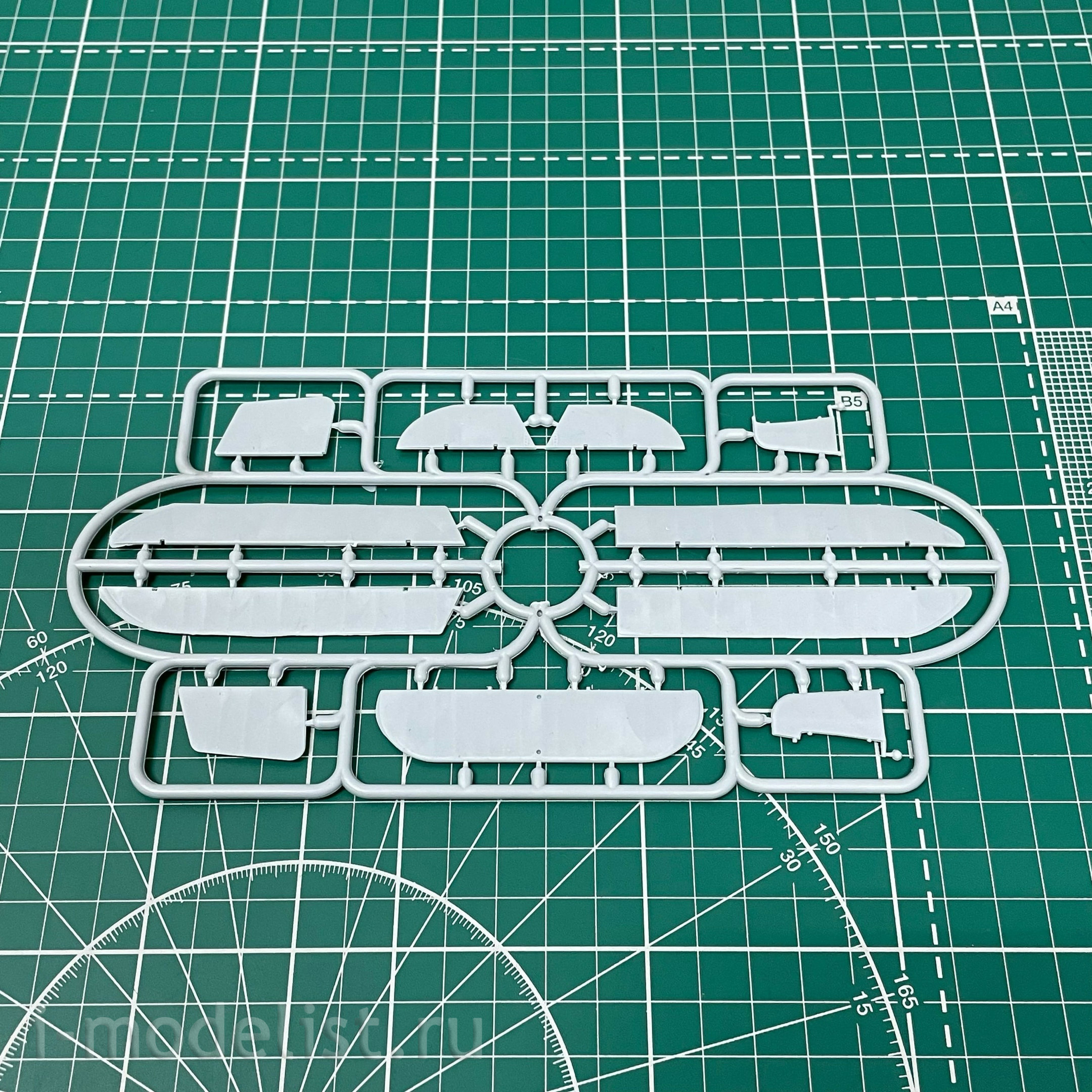48004 Armory 1/48 Fairey 