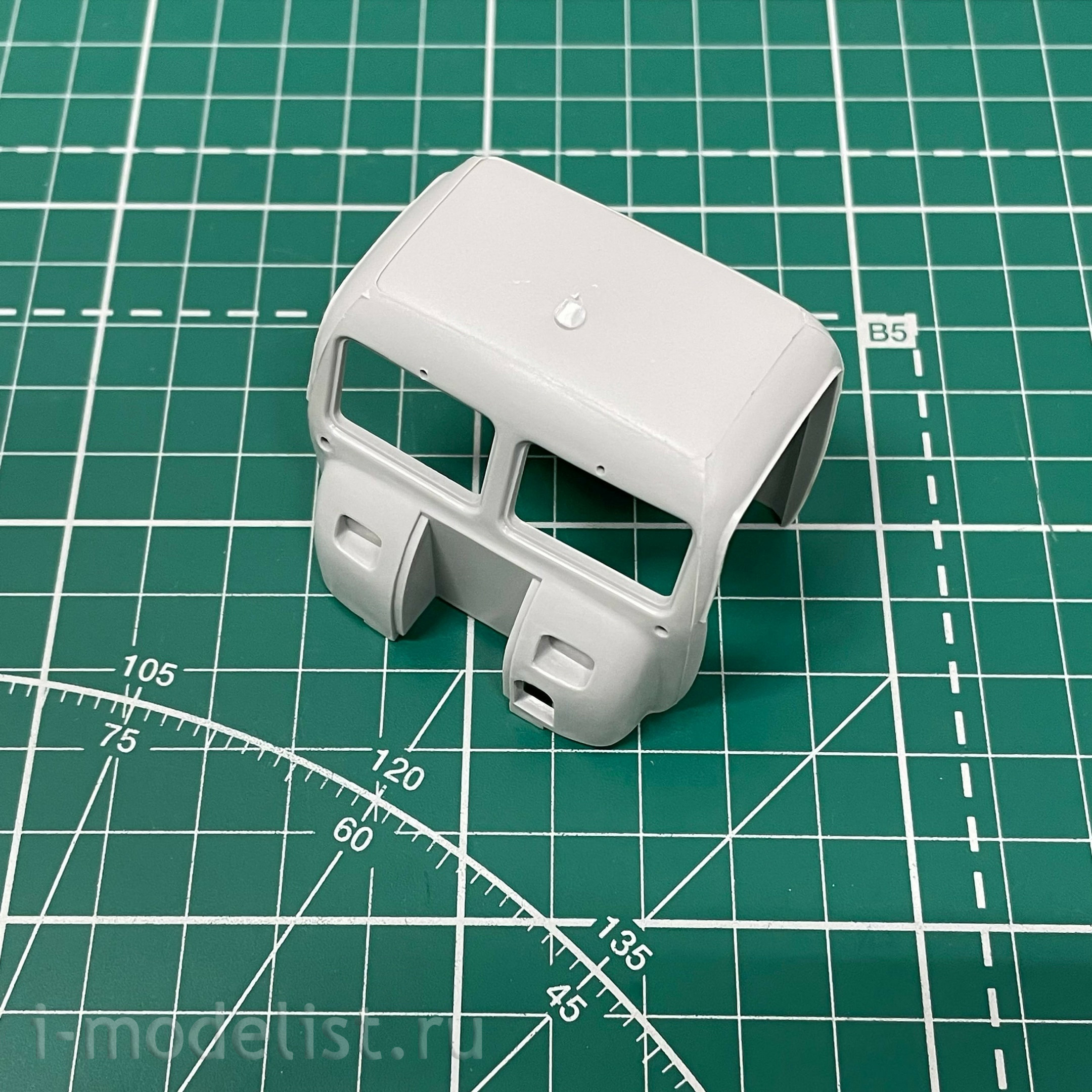 6549 Italeri 1/35 Tracked tractor RSO/01 with German soldiers