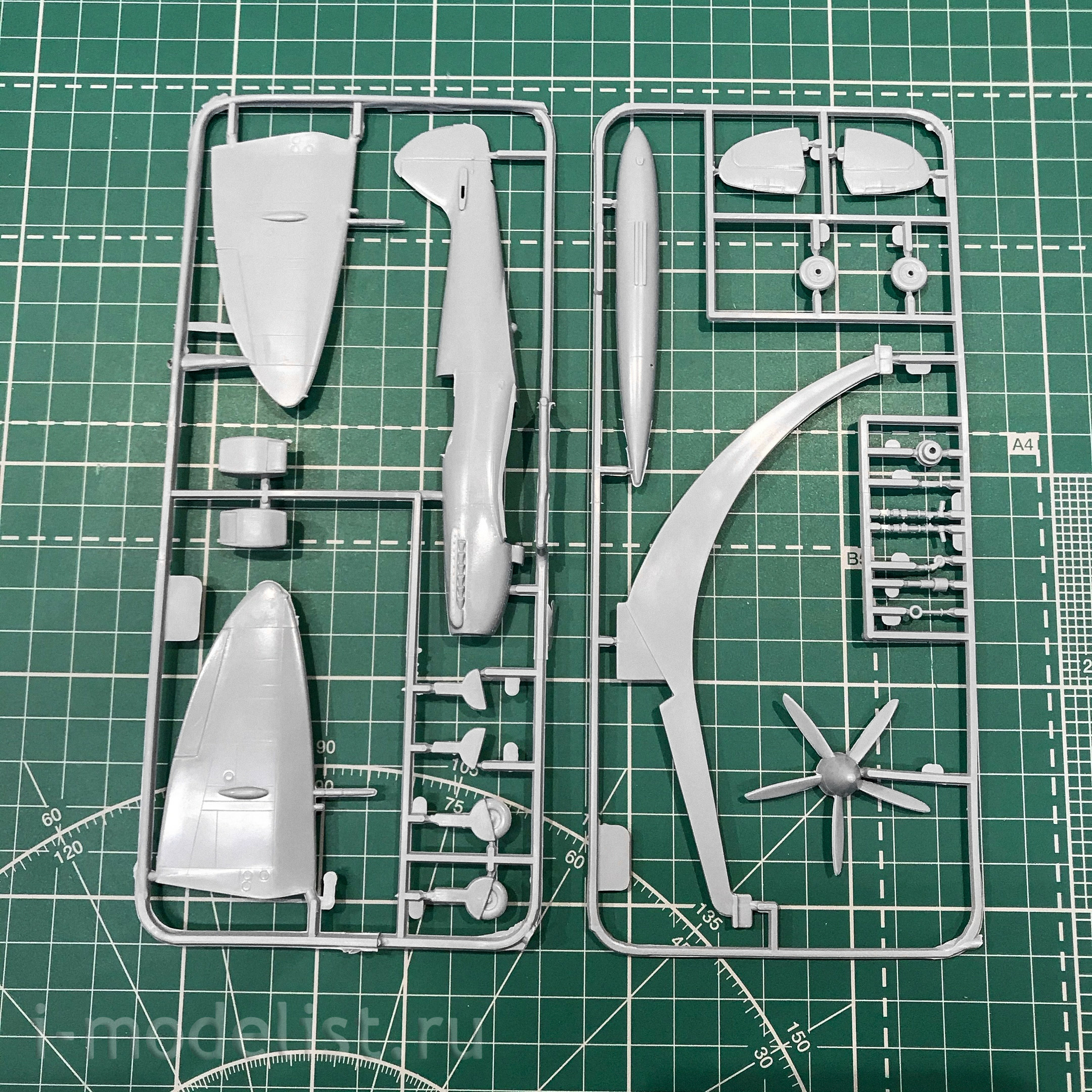 Orient Express 72263 1/72 Spitfire Mk.XIV + V I 