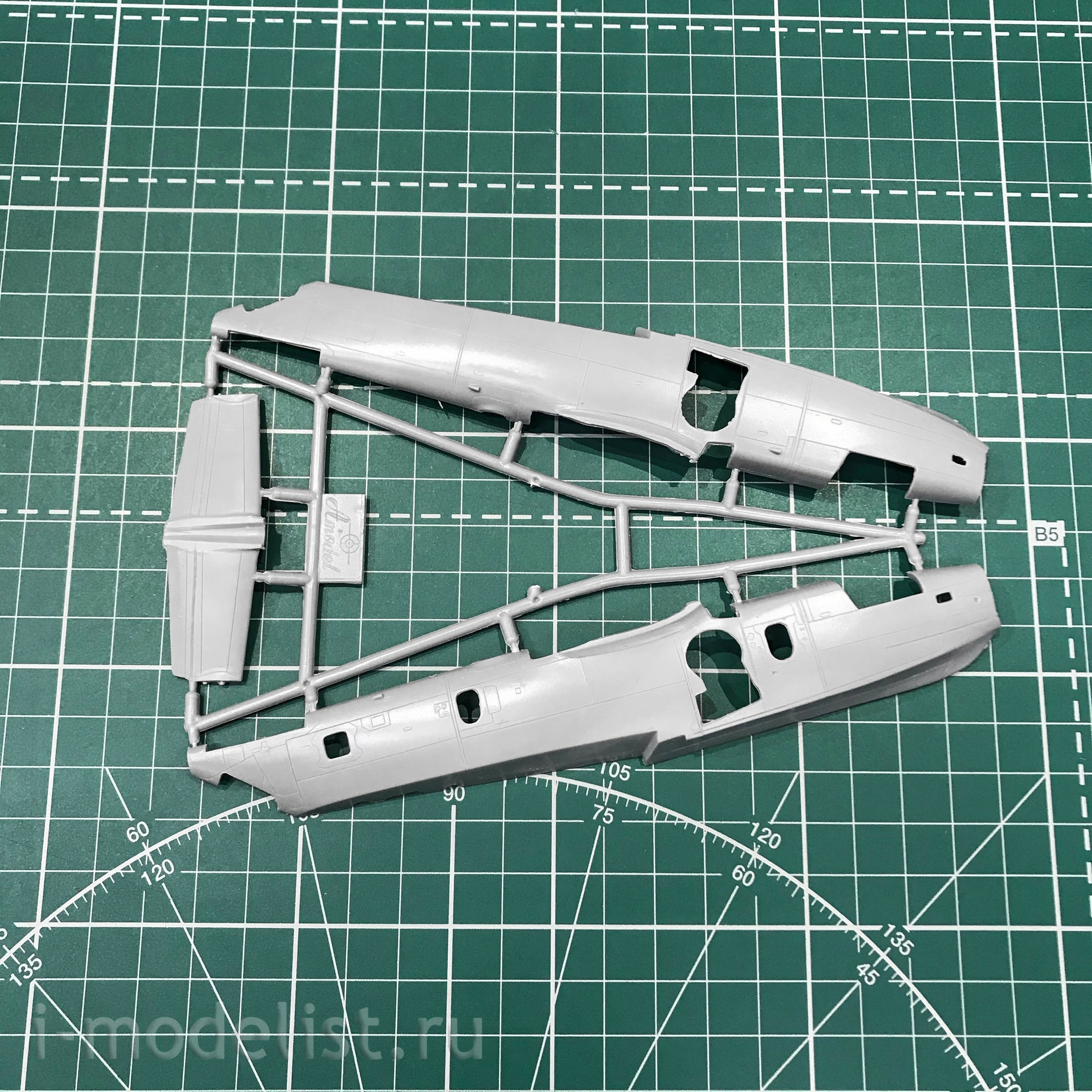 1438-02S Amodel 1/144 Scales Aircraft the Beriev be-12НХ