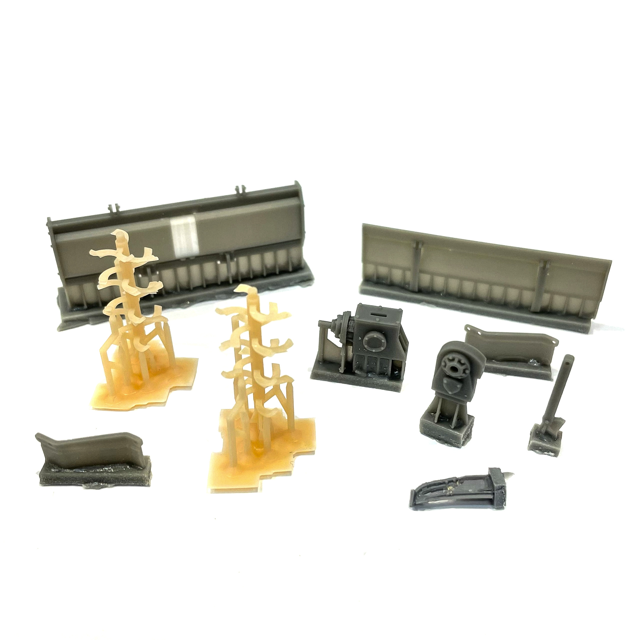 35037 GunTower Models 1/35 Agricultural Equipment. Kit 2