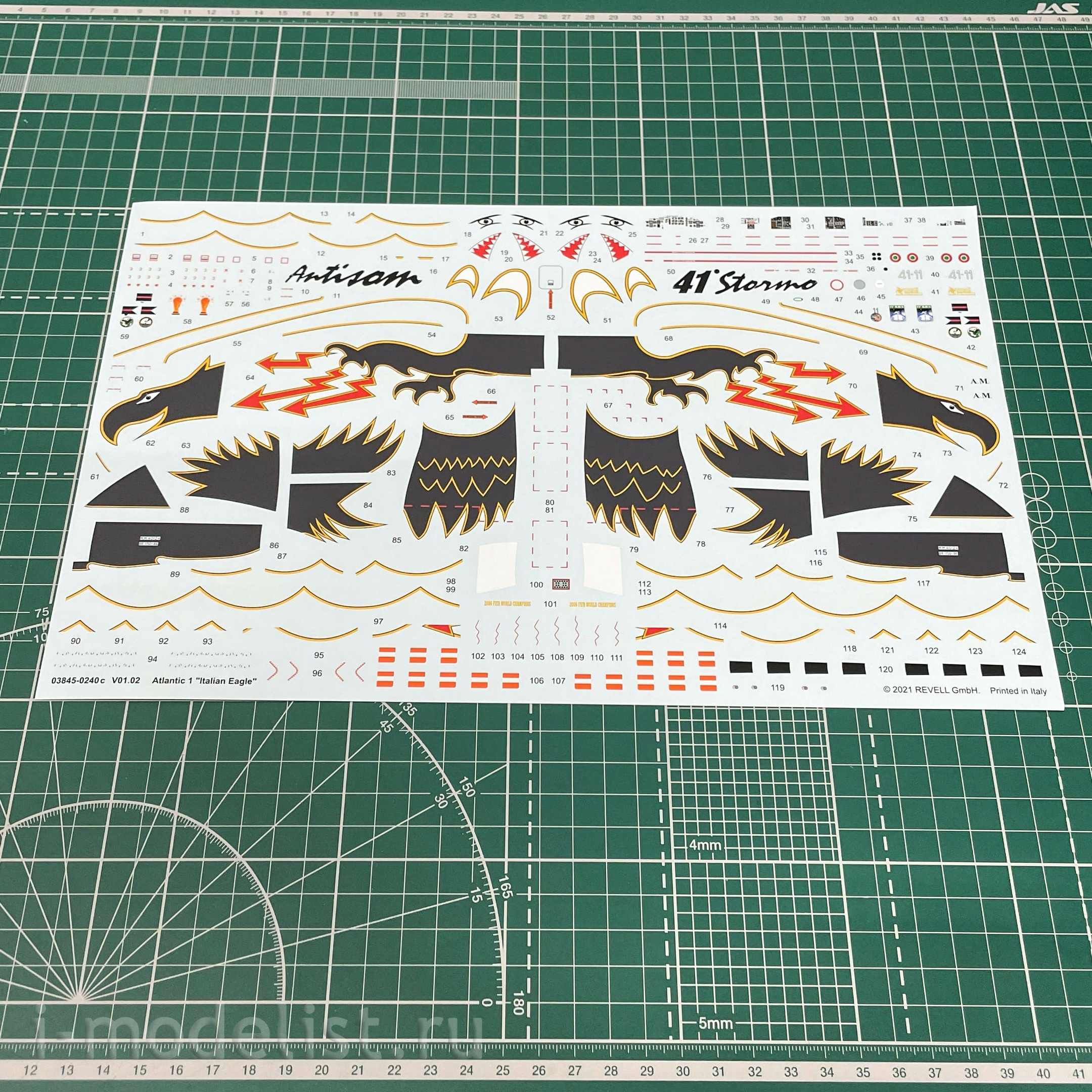 03845 Revell 1/72  Patrol aircraft Breguet Atlantic 1 