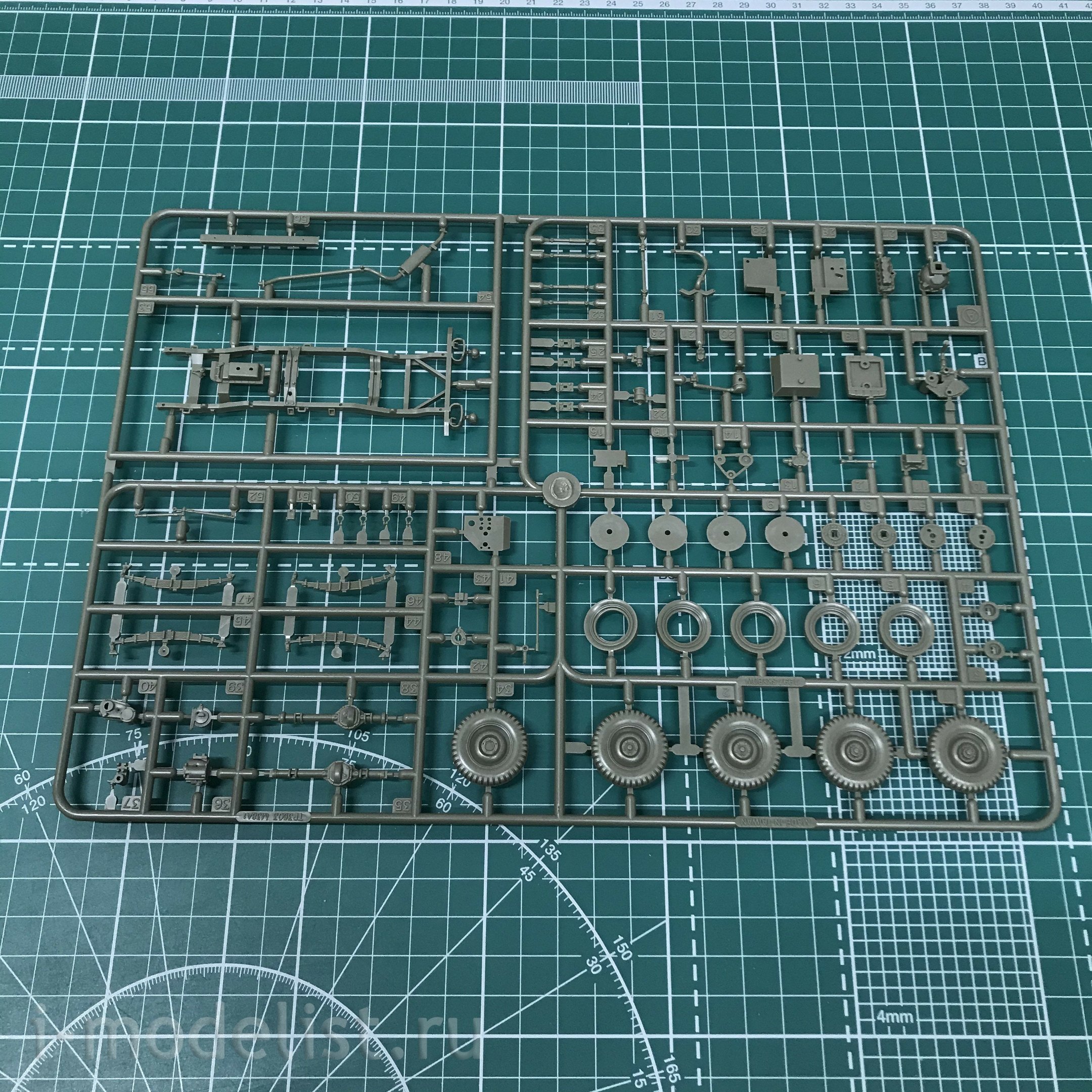 AF35S99 AFVClub 1/35 Reconnaissance Vehicle DF 1/4 ton 4x4 M38A1 / CJ-5 Siyur + Tolar Recoilless Rifle Vehicle (2 models included)